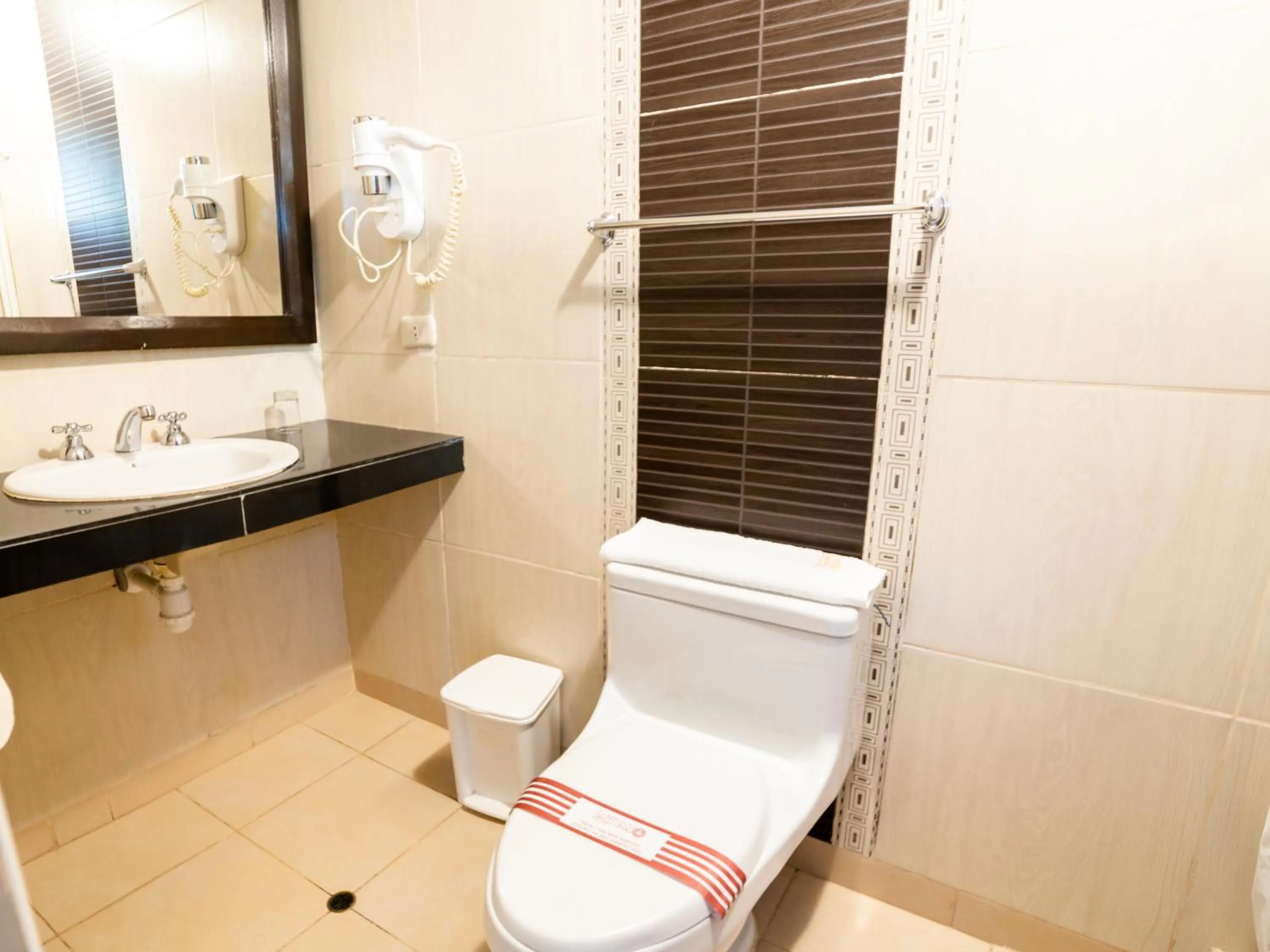 Shower in Santuario Machupicchu