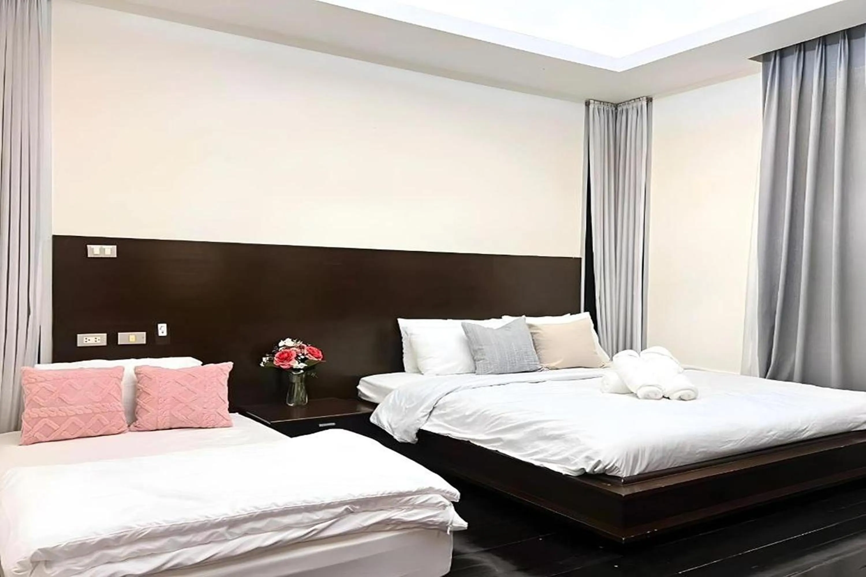 Bed in BM Pool Villa Pattaya