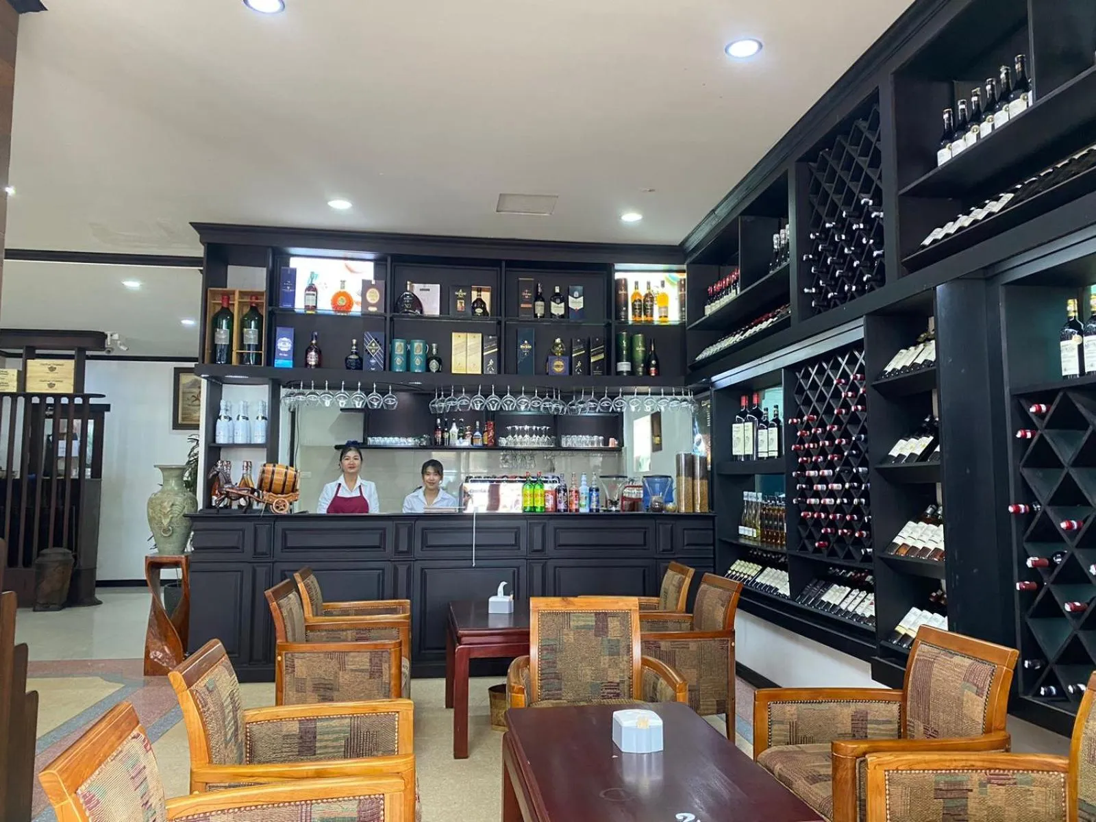 SUBINH HOTEL AND RESTAURANT