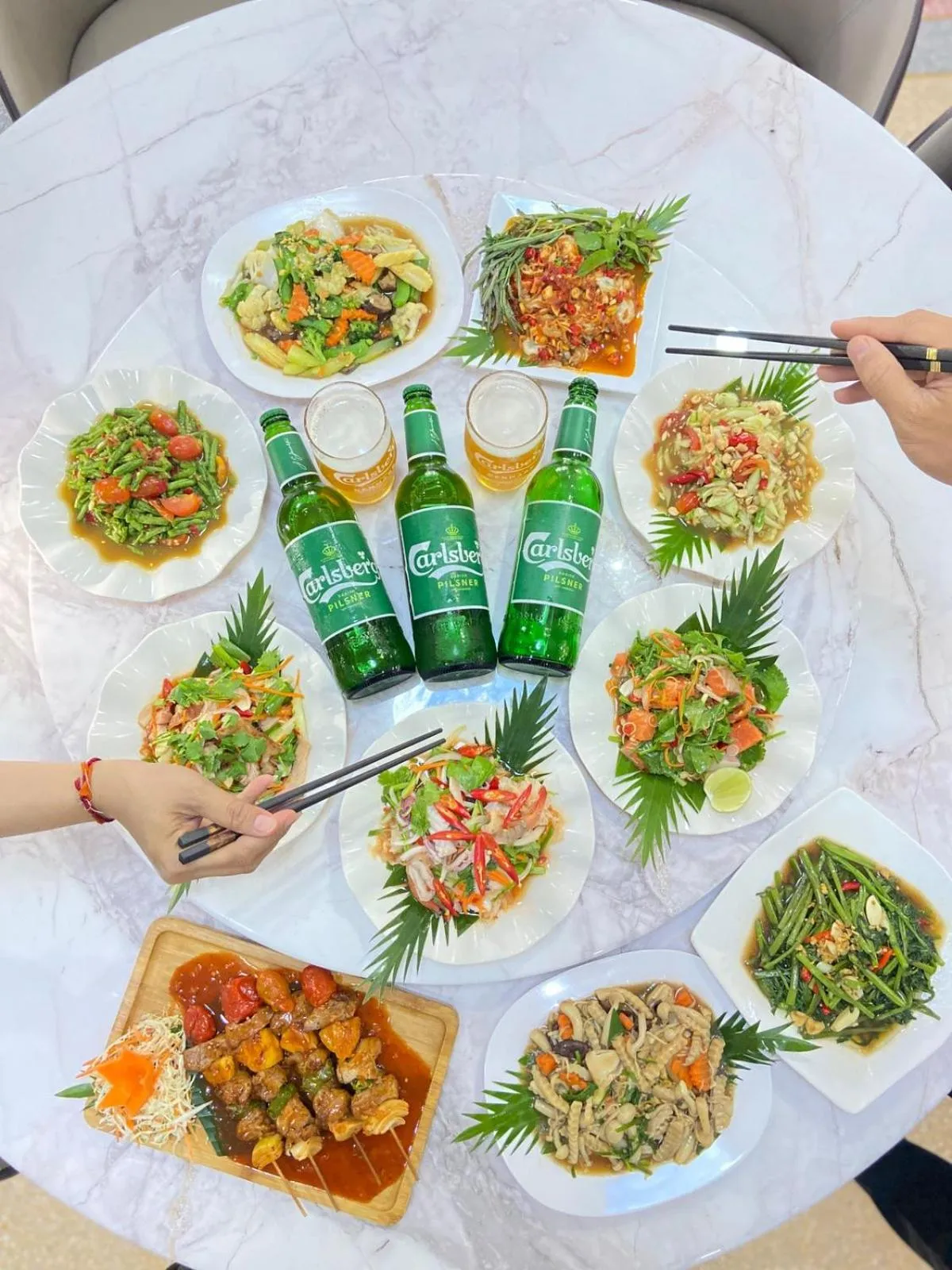 Restaurant/places to eat in SUBINH HOTEL AND RESTAURANT