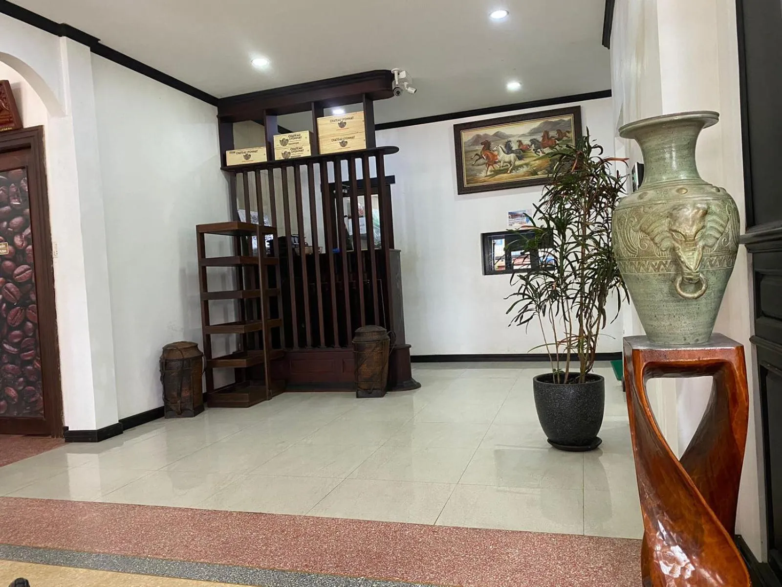 SUBINH HOTEL AND RESTAURANT