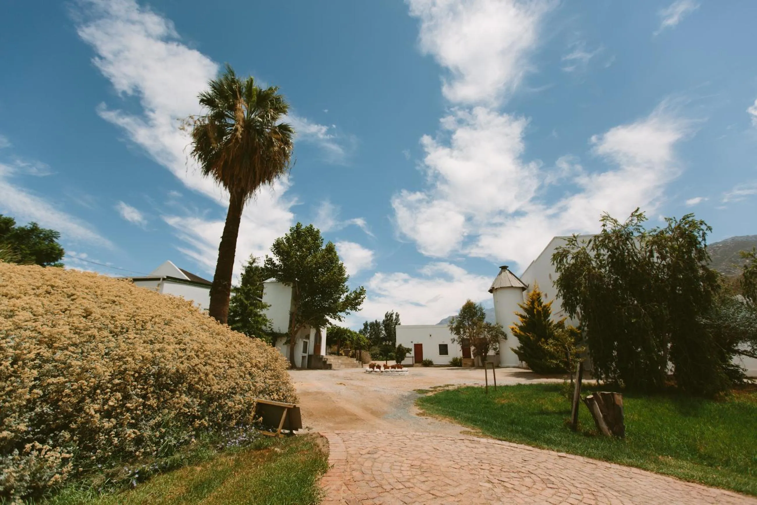 Garden in Leipzig Country House & Winery