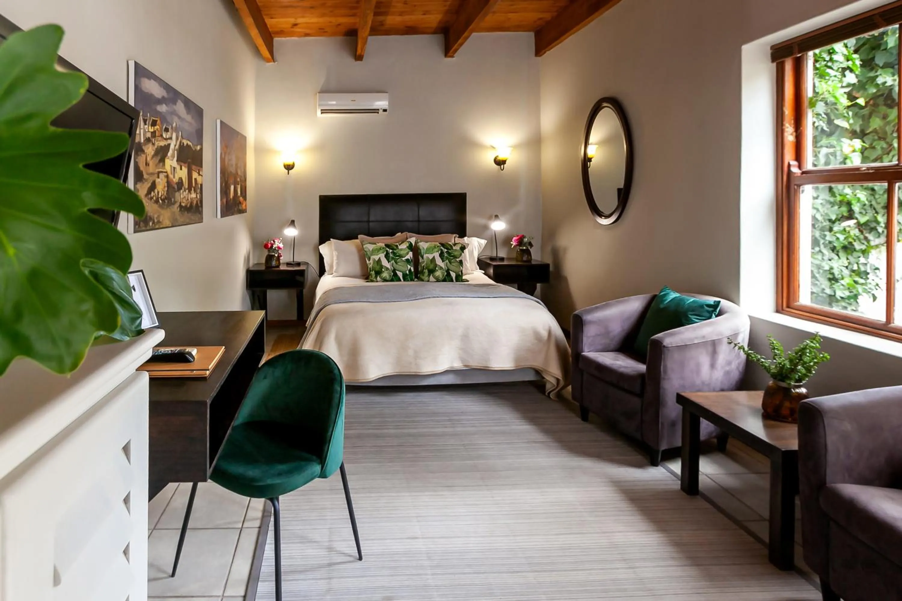 Bed in Leipzig Country House & Winery