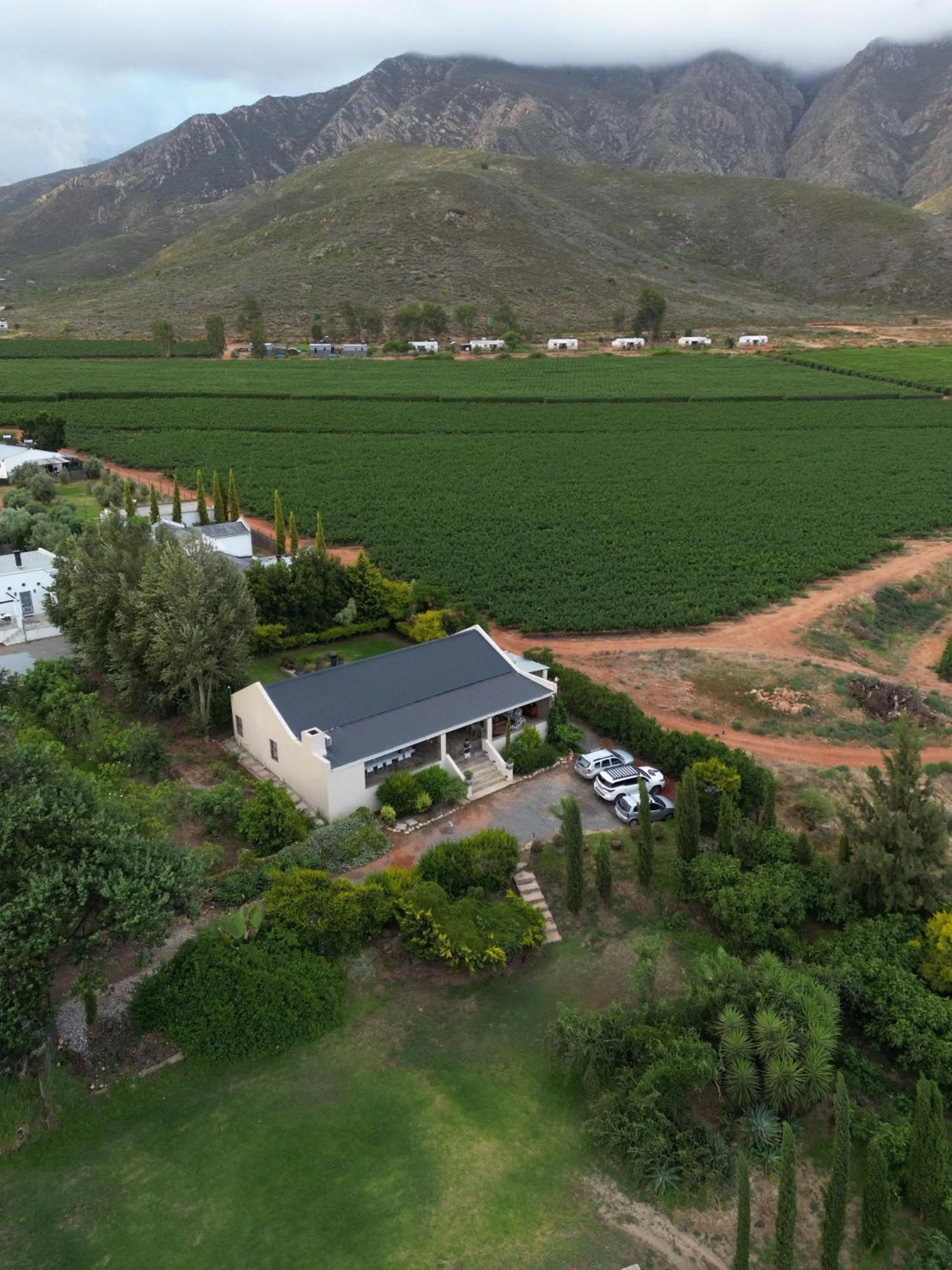 Mountain view in Leipzig Country House & Winery