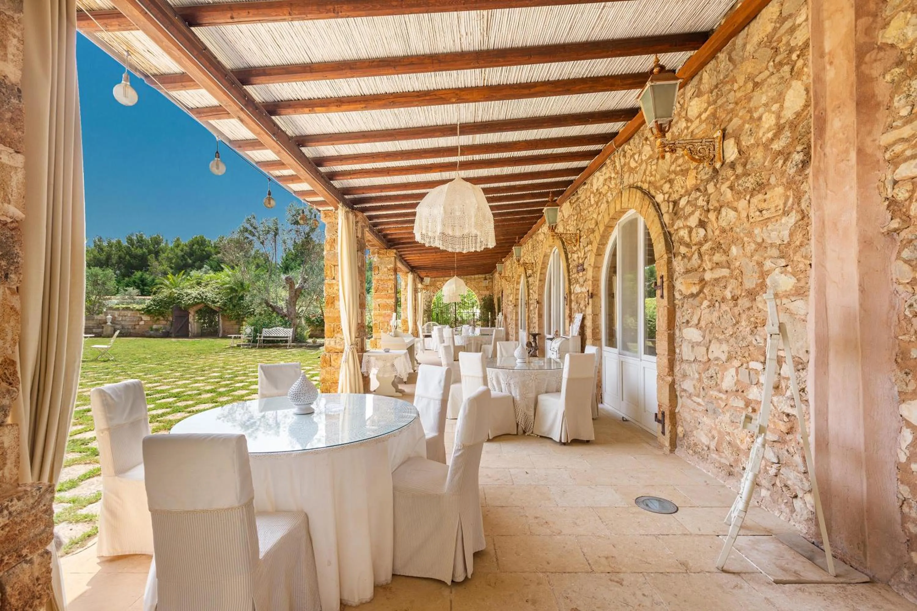 Patio in Masseria Cucuruzza Boutique Hotel