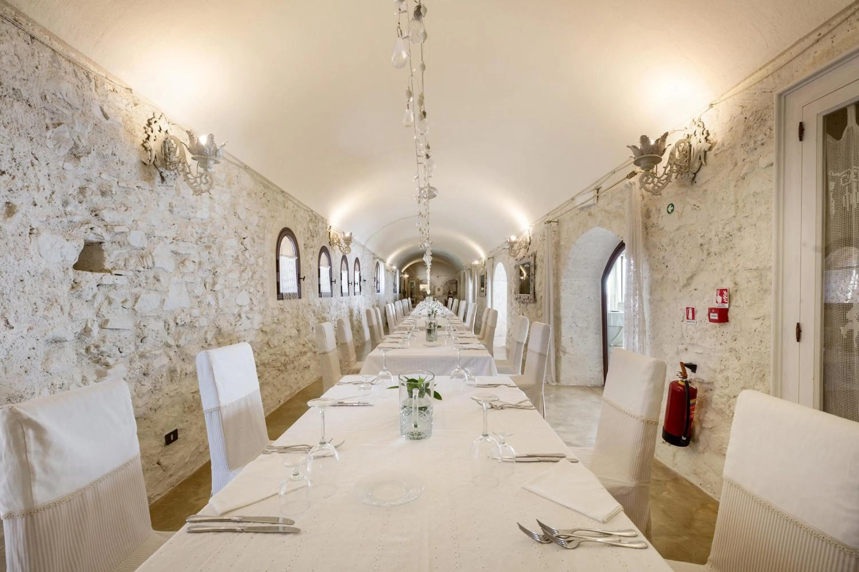 Dining area in Masseria Cucuruzza Boutique Hotel