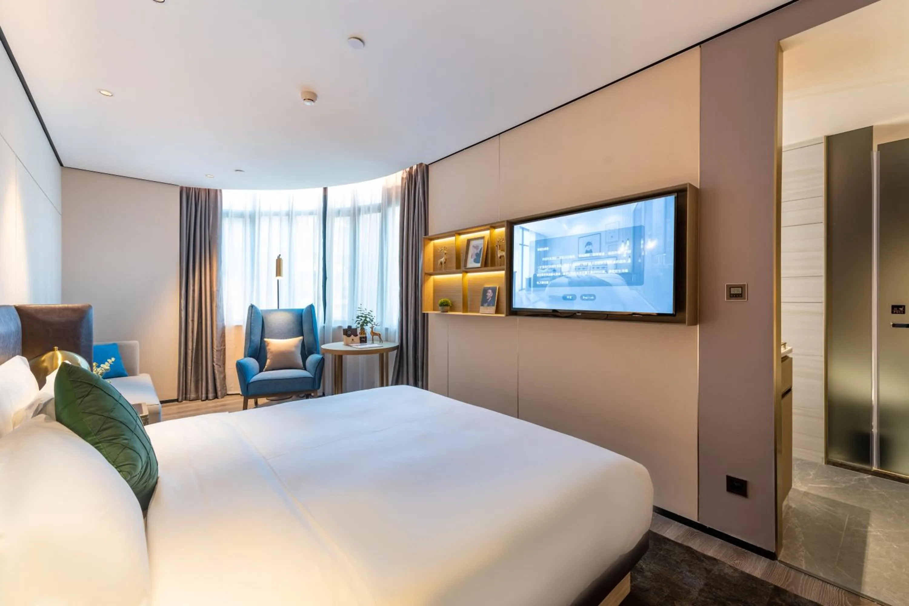 Bed in Echarm Plus International Hotel Ouzhuang Metro Station Branch - Free Deliver Service to Canton Fair Complex During Canton Fair Period