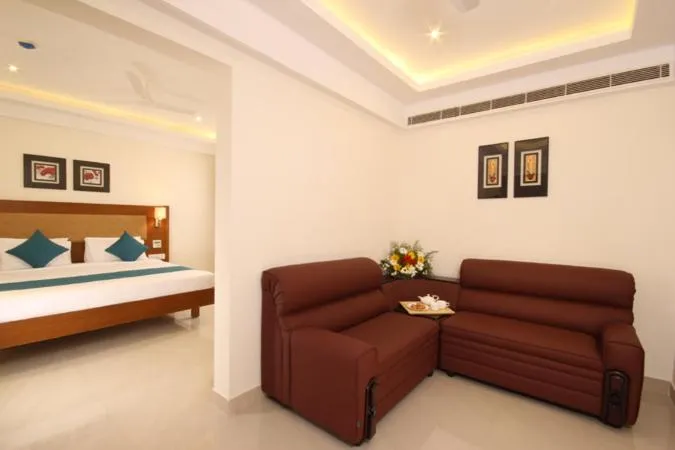 Living room, Bed in Vishnu Inn