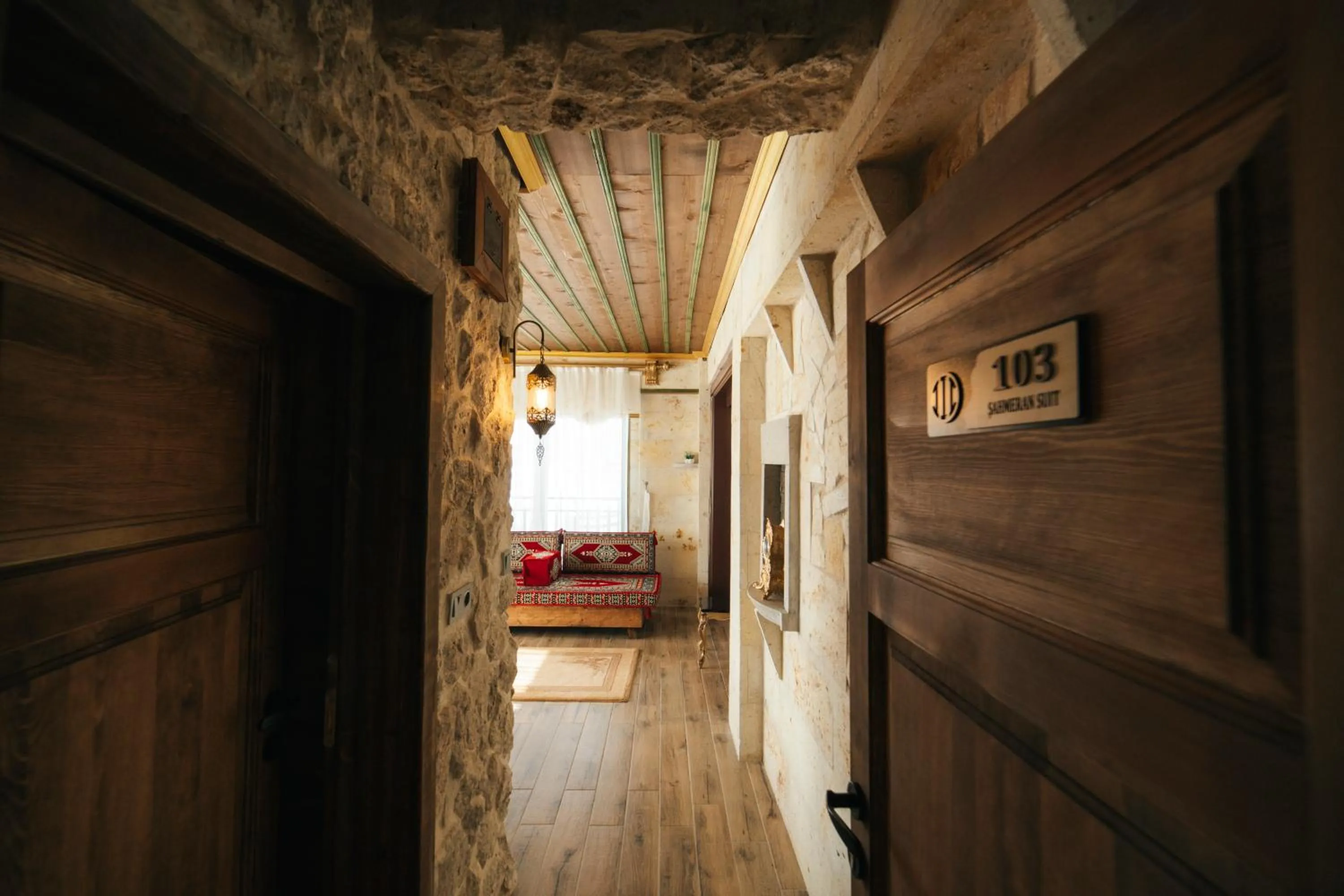 Photo of the whole room, Bed in İncebey Konak Cappadocia