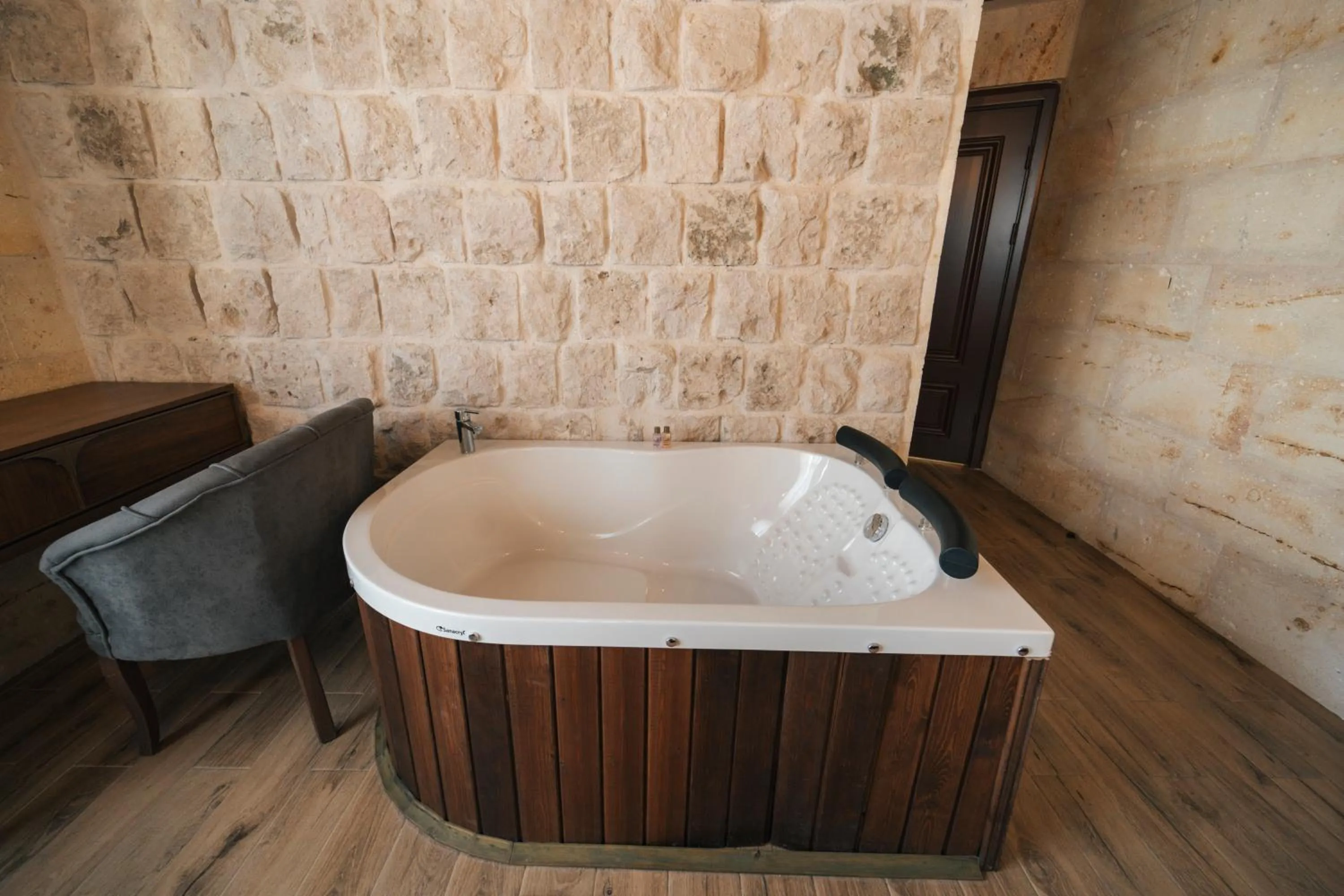 Bath in İncebey Konak Cappadocia