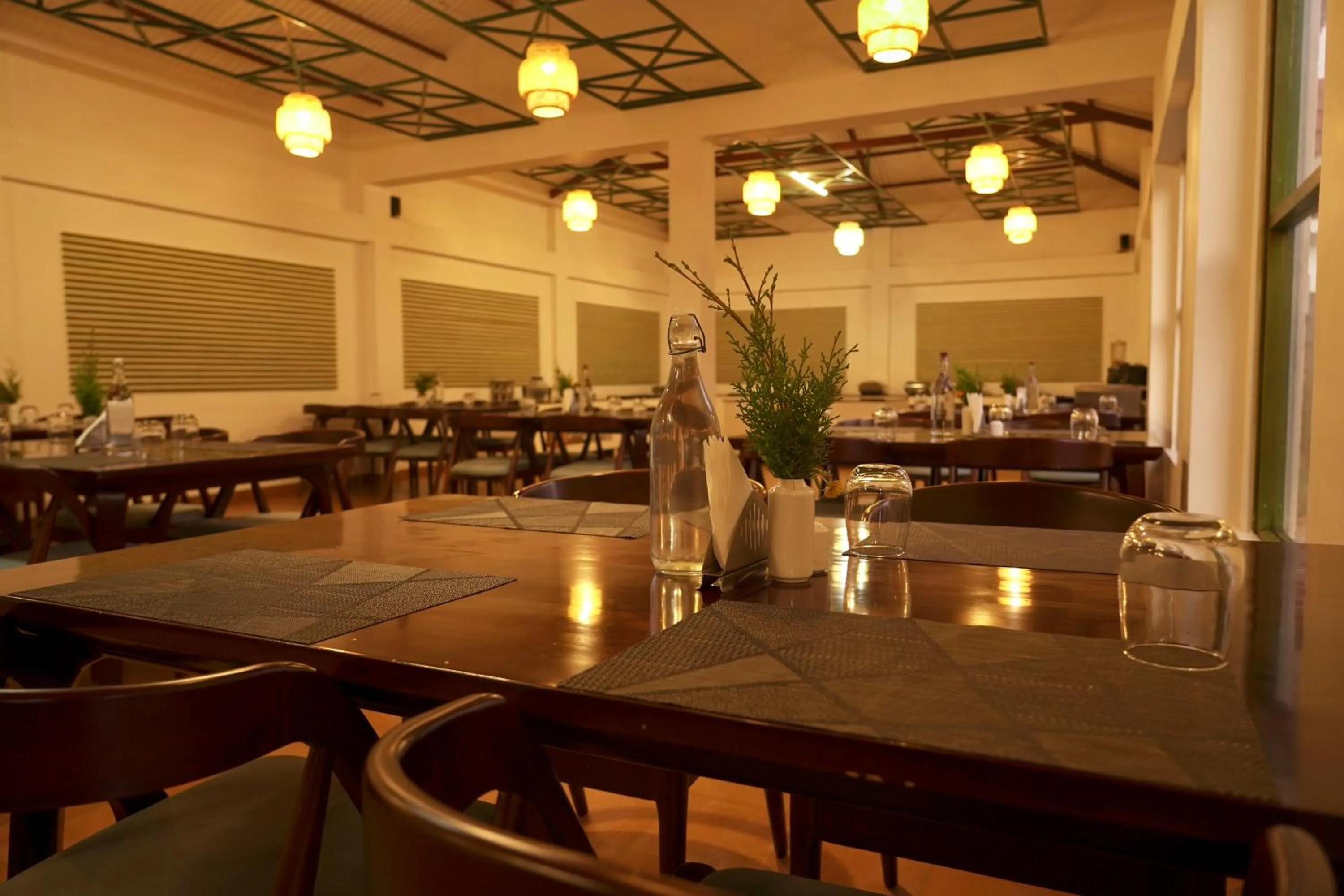 Dining area in Welbeck Vintage By Oxygen Resorts