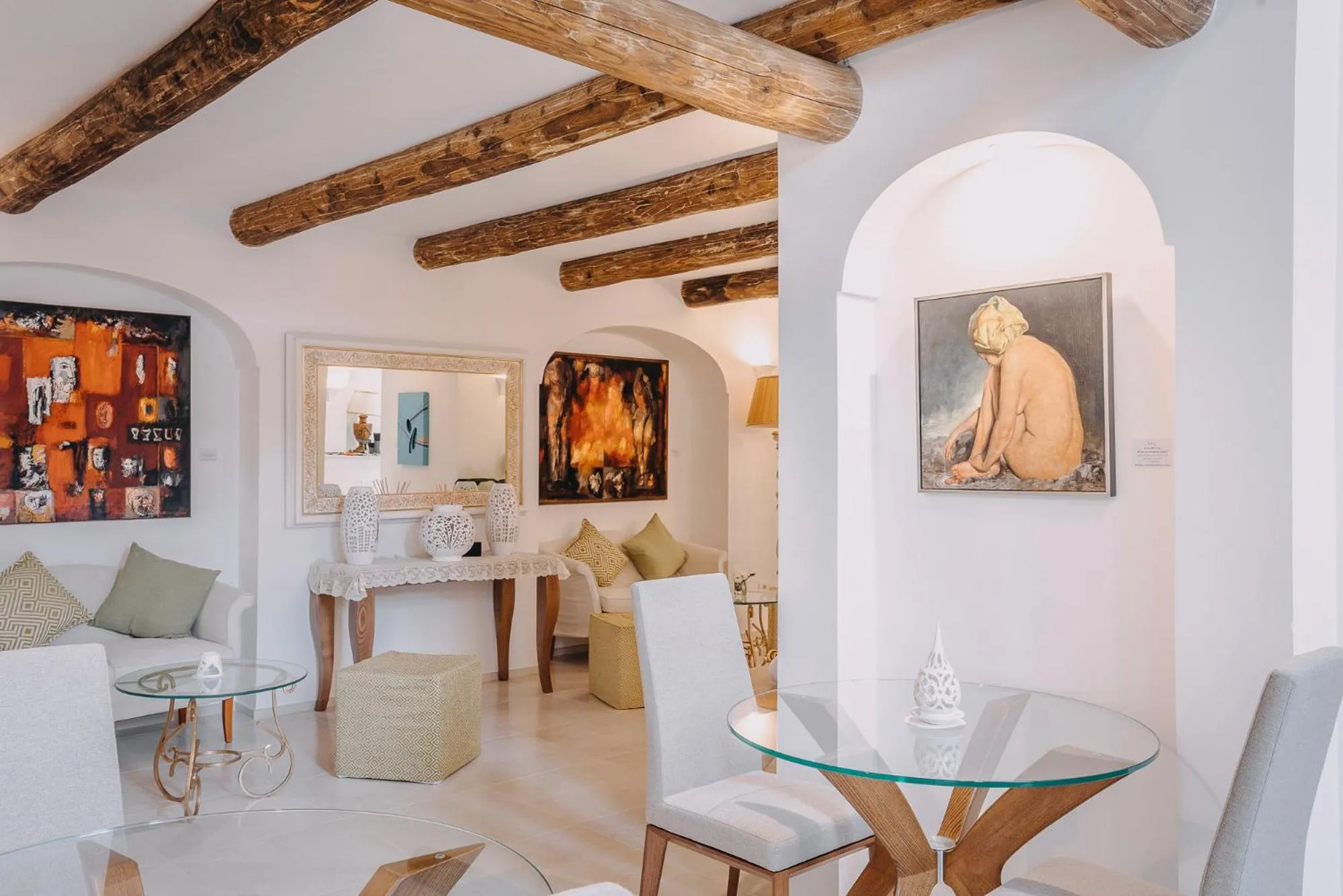 Restaurant/places to eat in Palazzo Pascal