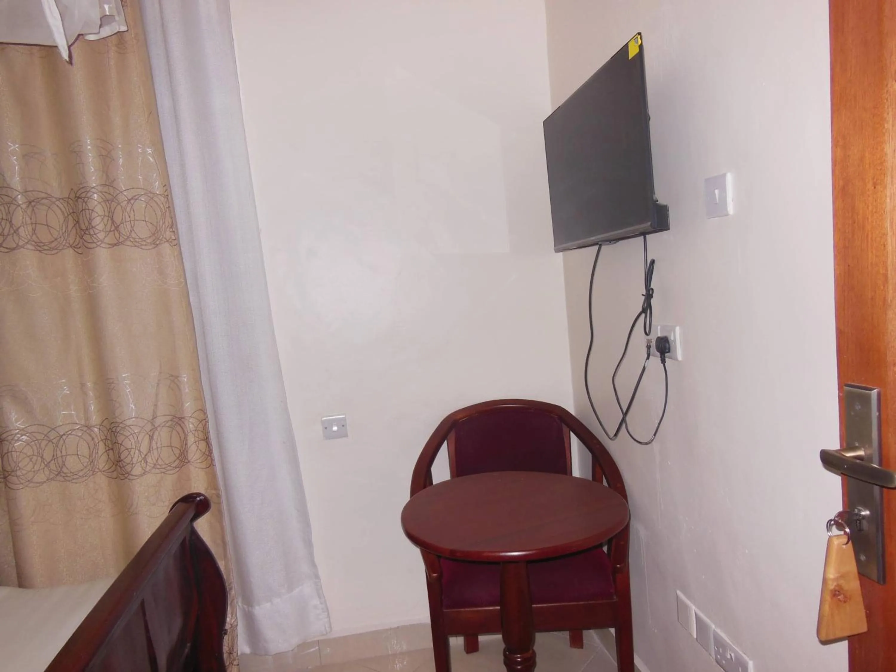 TV and multimedia in Psalms Motel