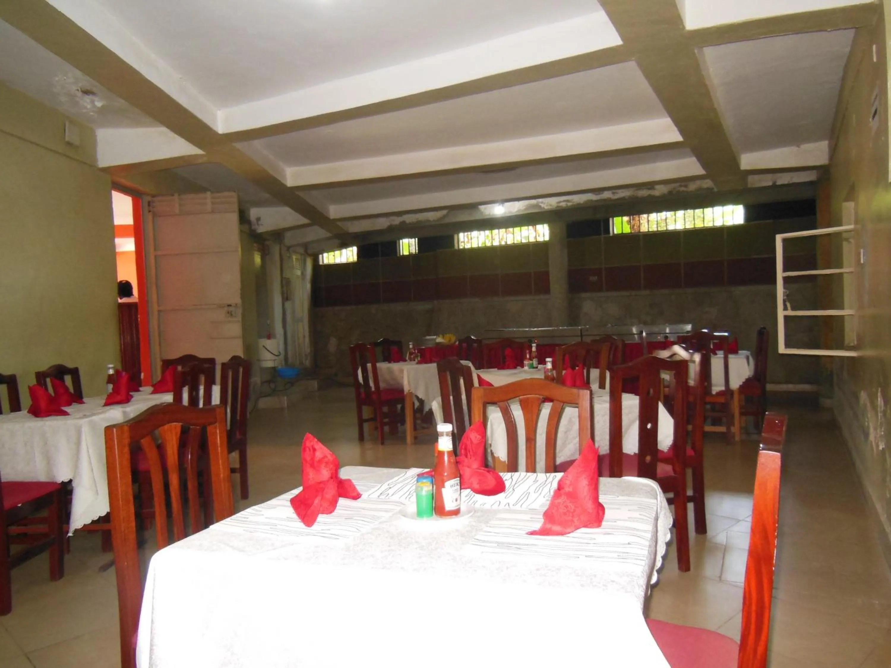 Restaurant/places to eat in Psalms Motel