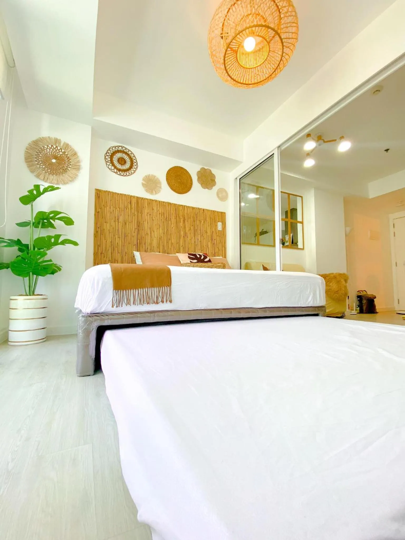 Azure Urban Resort, Bicutan by Cozy Crib by Shey