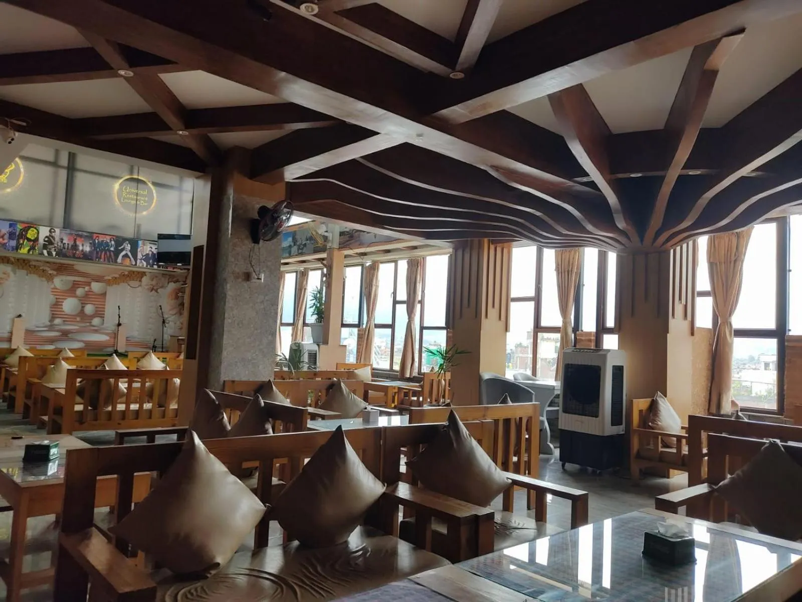 Restaurant/places to eat in Hotel de Universal