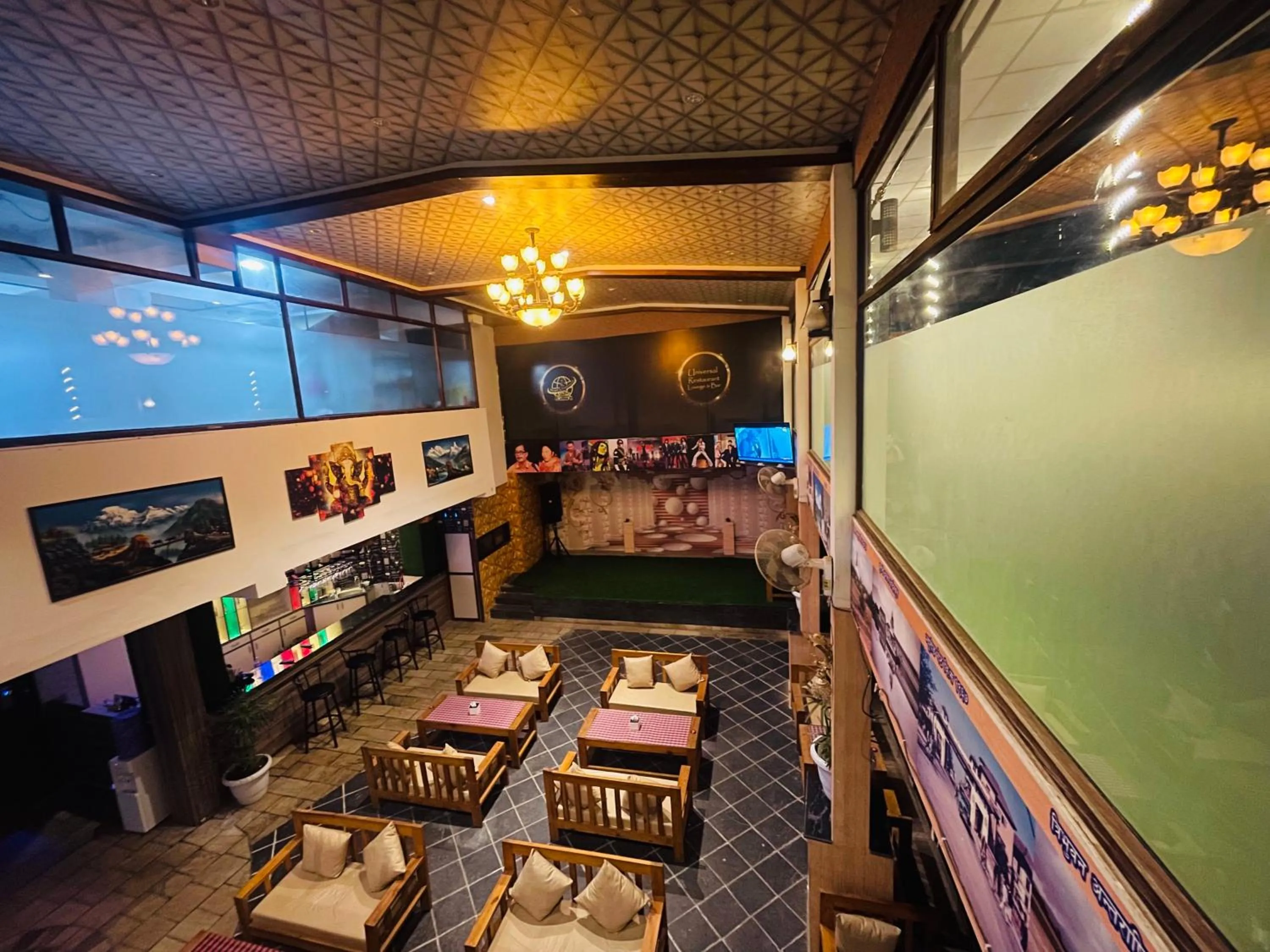 Restaurant/places to eat in Hotel de Universal