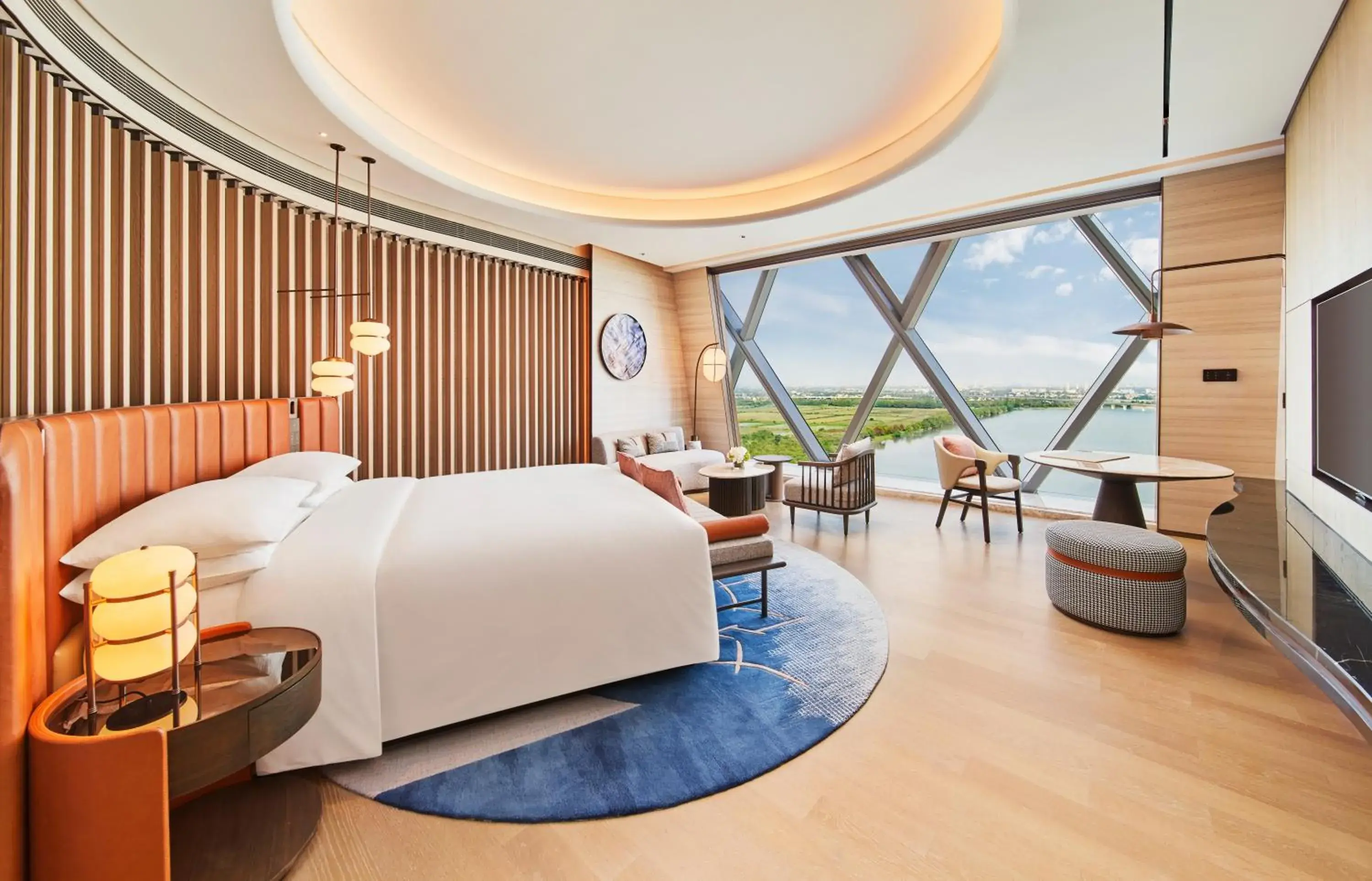 Executive King Room in Hilton Huzhou Nanxun Executive King Room in Hilton Huzhou Nanxun