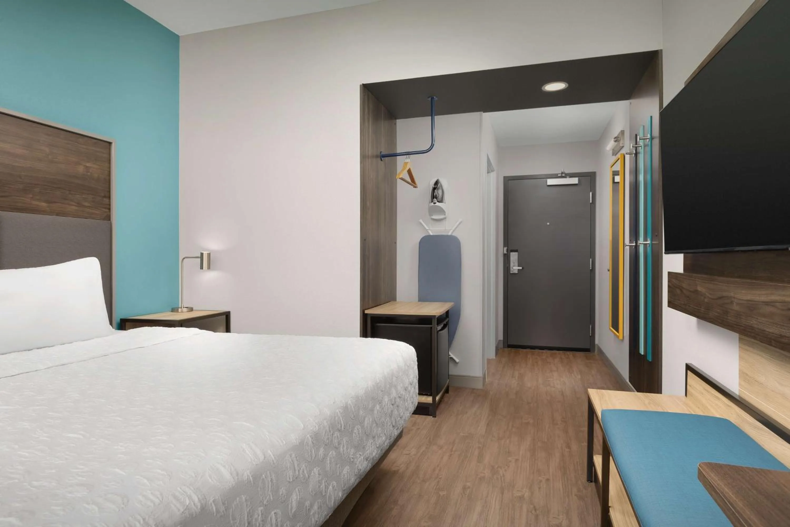 Bed in Tru by Hilton Jacksonville West I 295