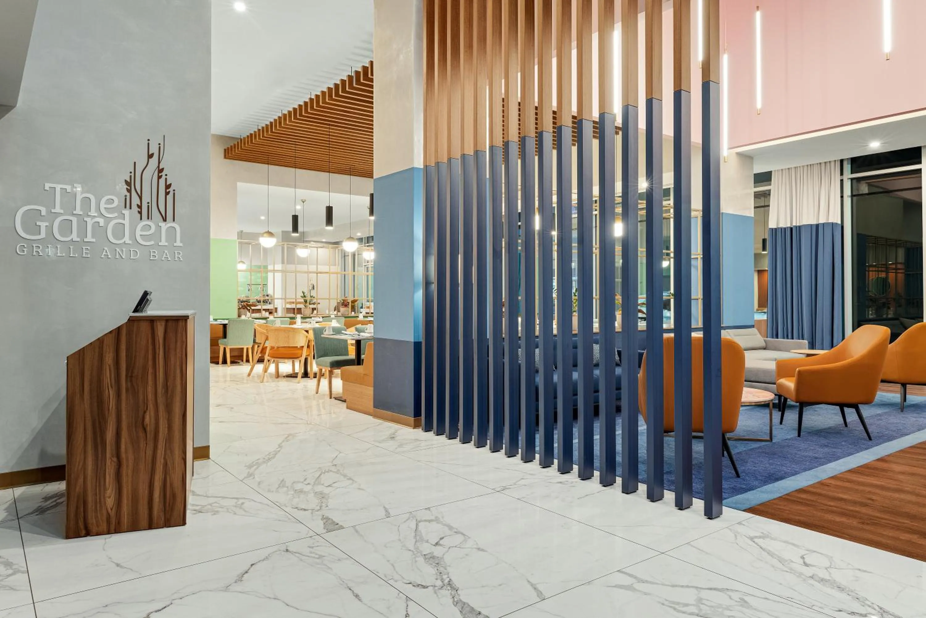 Restaurant/places to eat in Hilton Garden Inn San Jose Airport City Mall