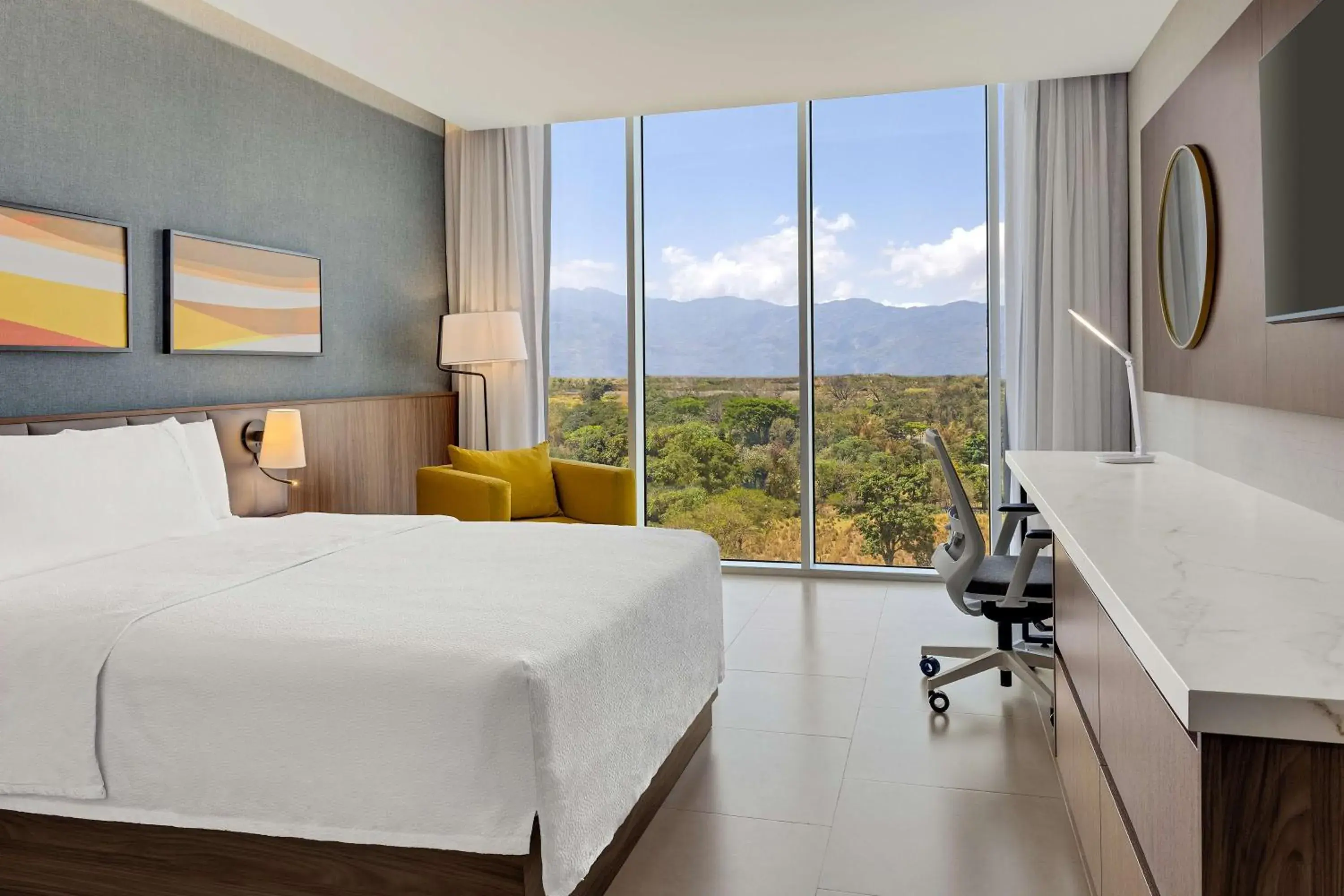 Queen Room with Mountain View in Hilton Garden Inn San Jose Airport City Mall Queen Room with Mountain View in Hilton Garden Inn San Jose Airport City Mall