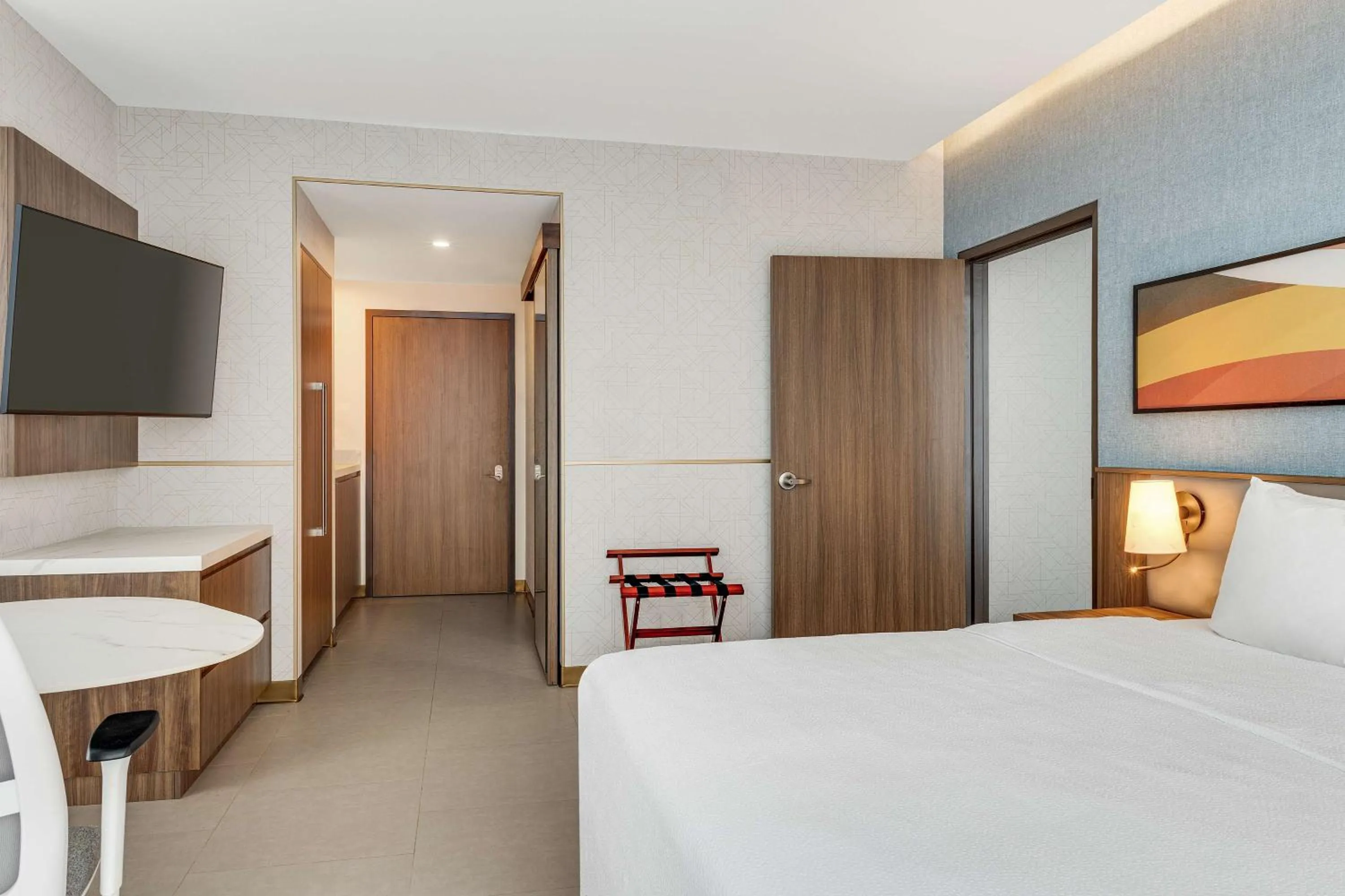 Bed in Hilton Garden Inn San Jose Airport City Mall