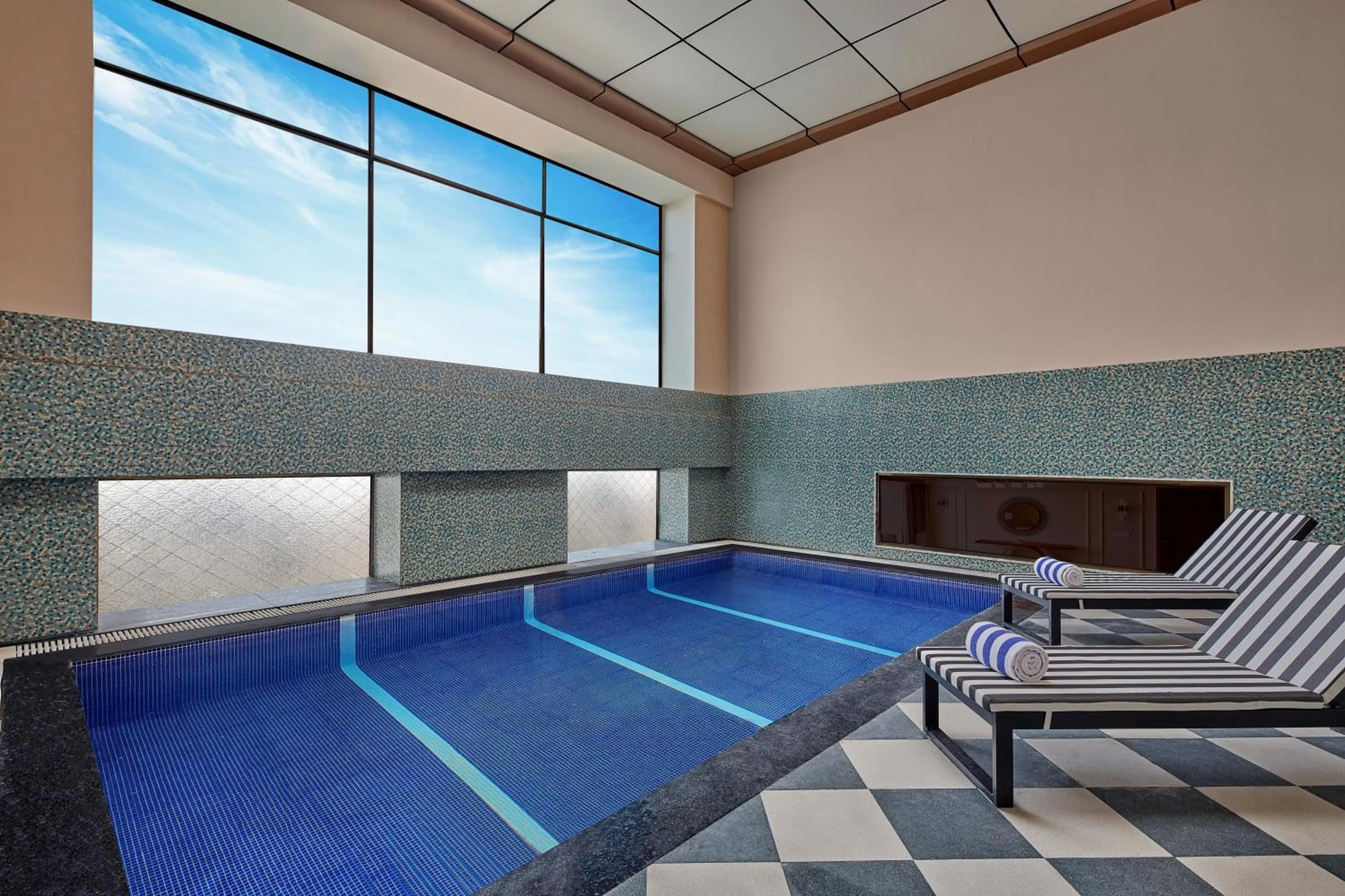 Swimming pool in Doubletree By Hilton Varanasi