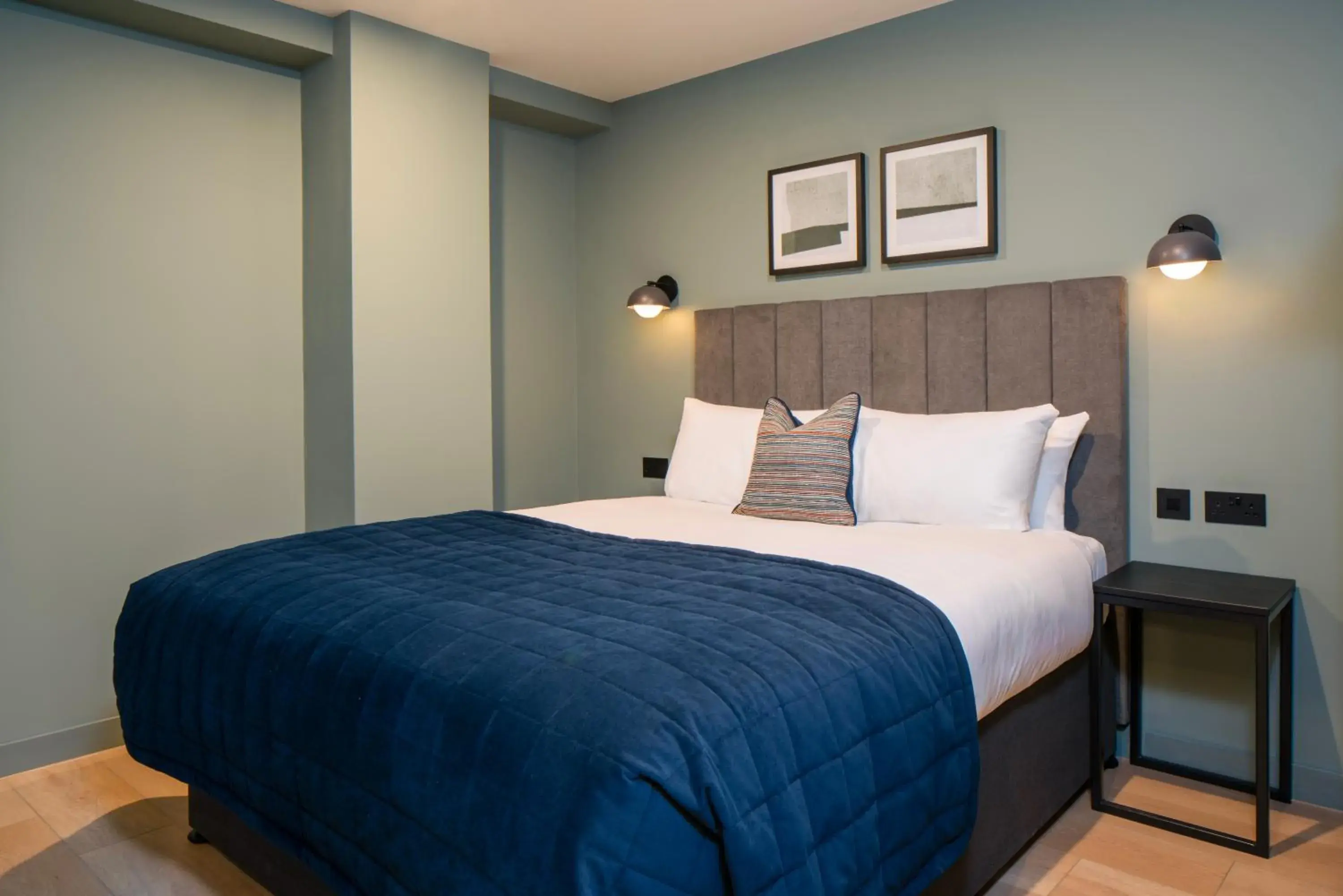 Accessible One Bedroom Apartment in Aparthotel Birmingham Accessible One Bedroom Apartment in Aparthotel Birmingham