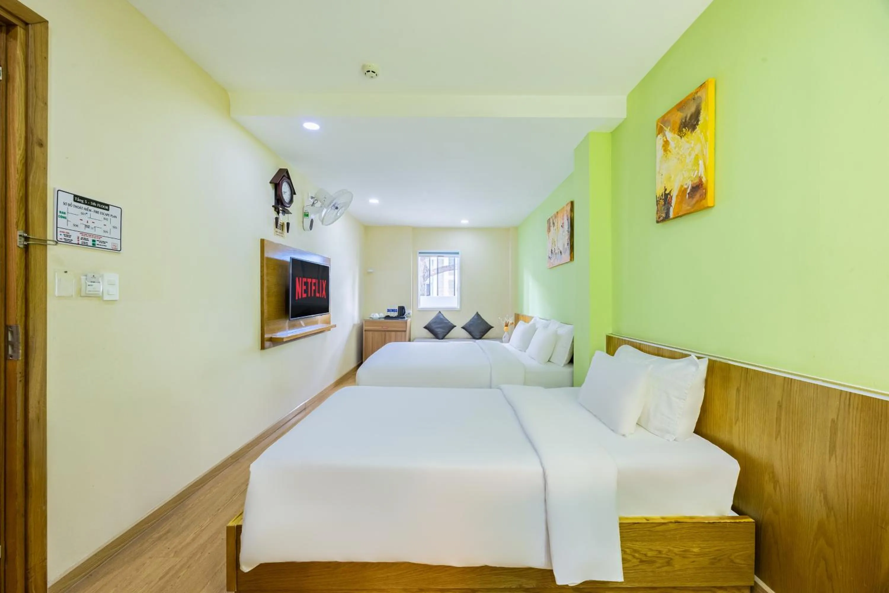 Bed in A25 Hotel - 142 Bùi Thị Xuân