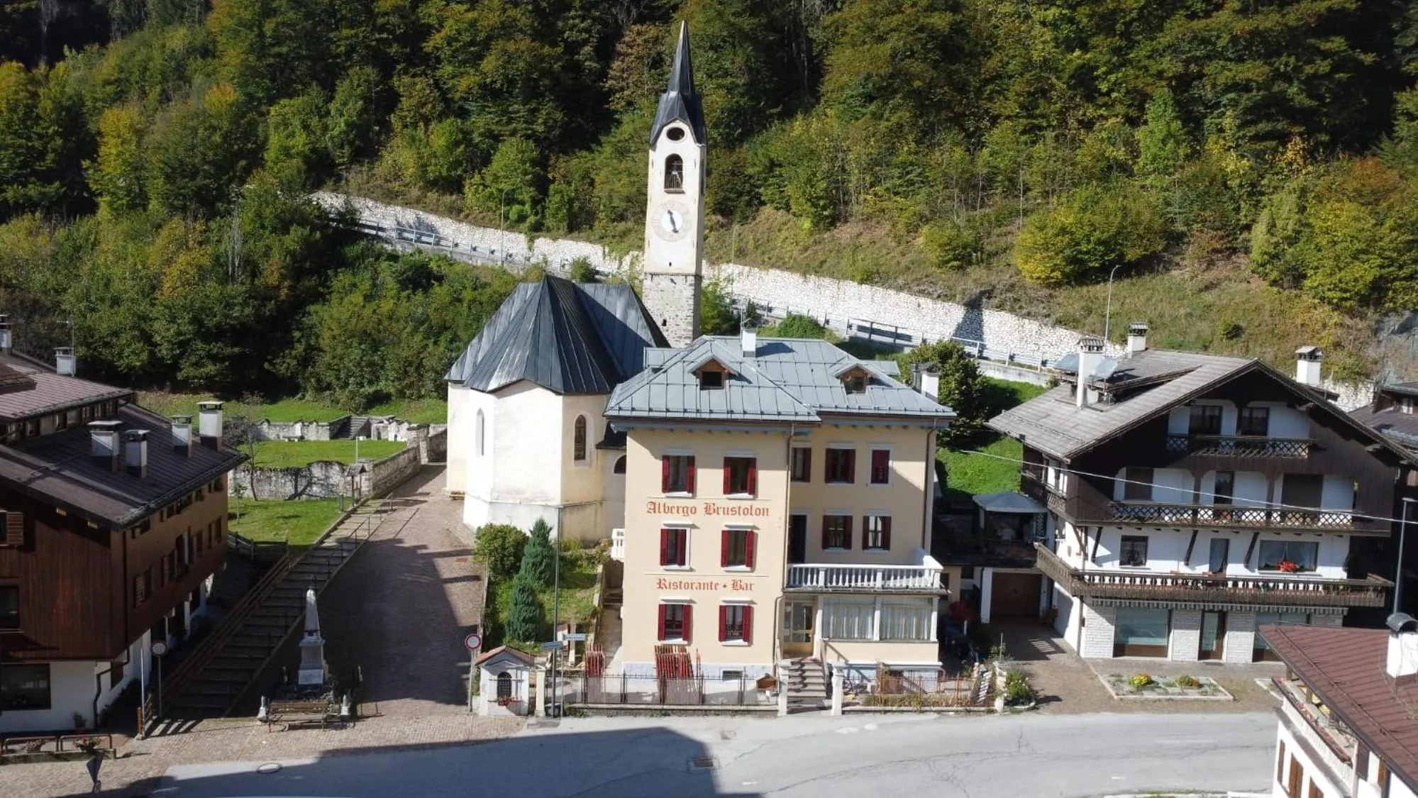 Property building in HOTEL BRUSTOLON