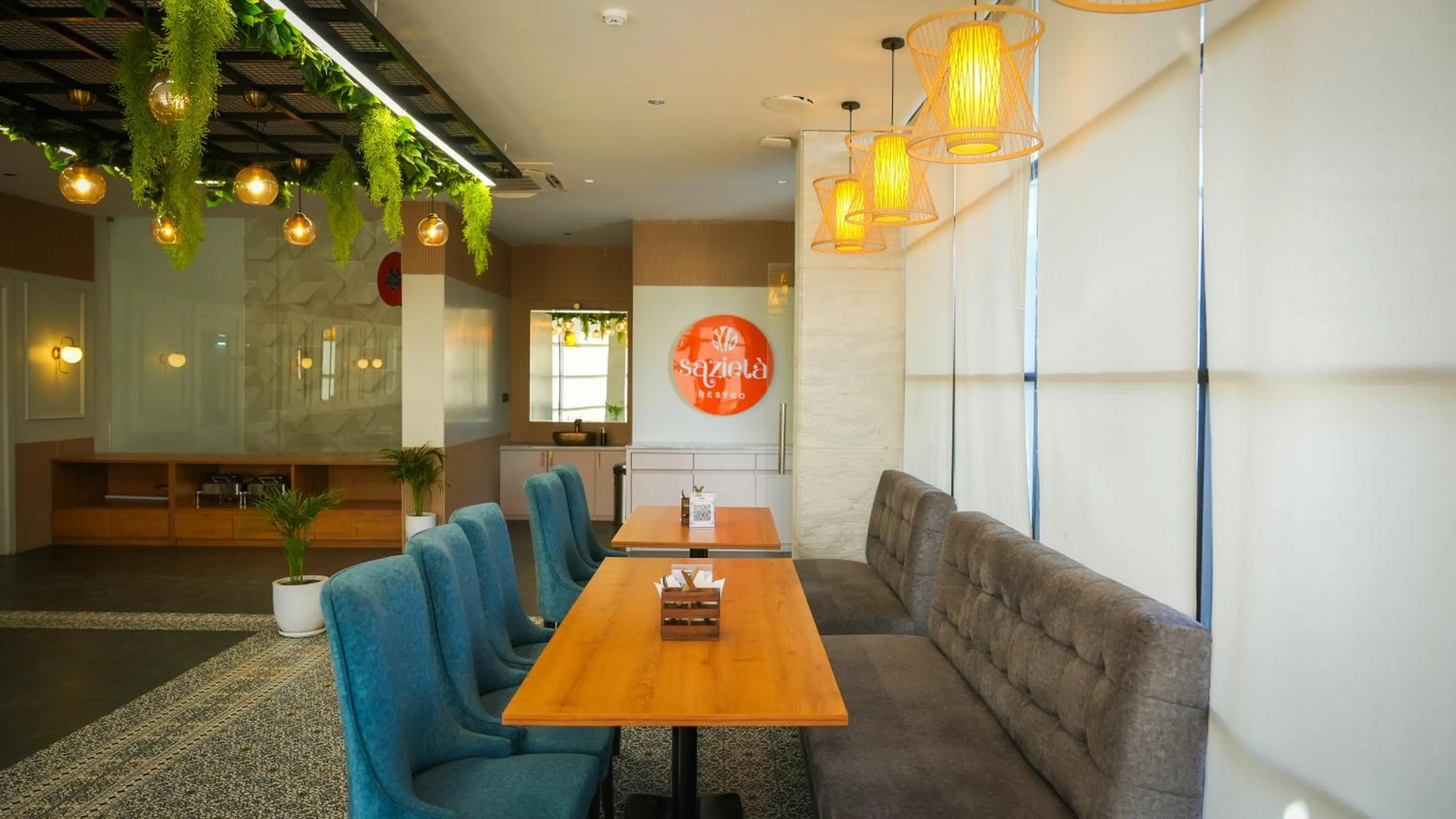 Restaurant/places to eat in THE LOVE PASSION KARMA CLUB & RESORT