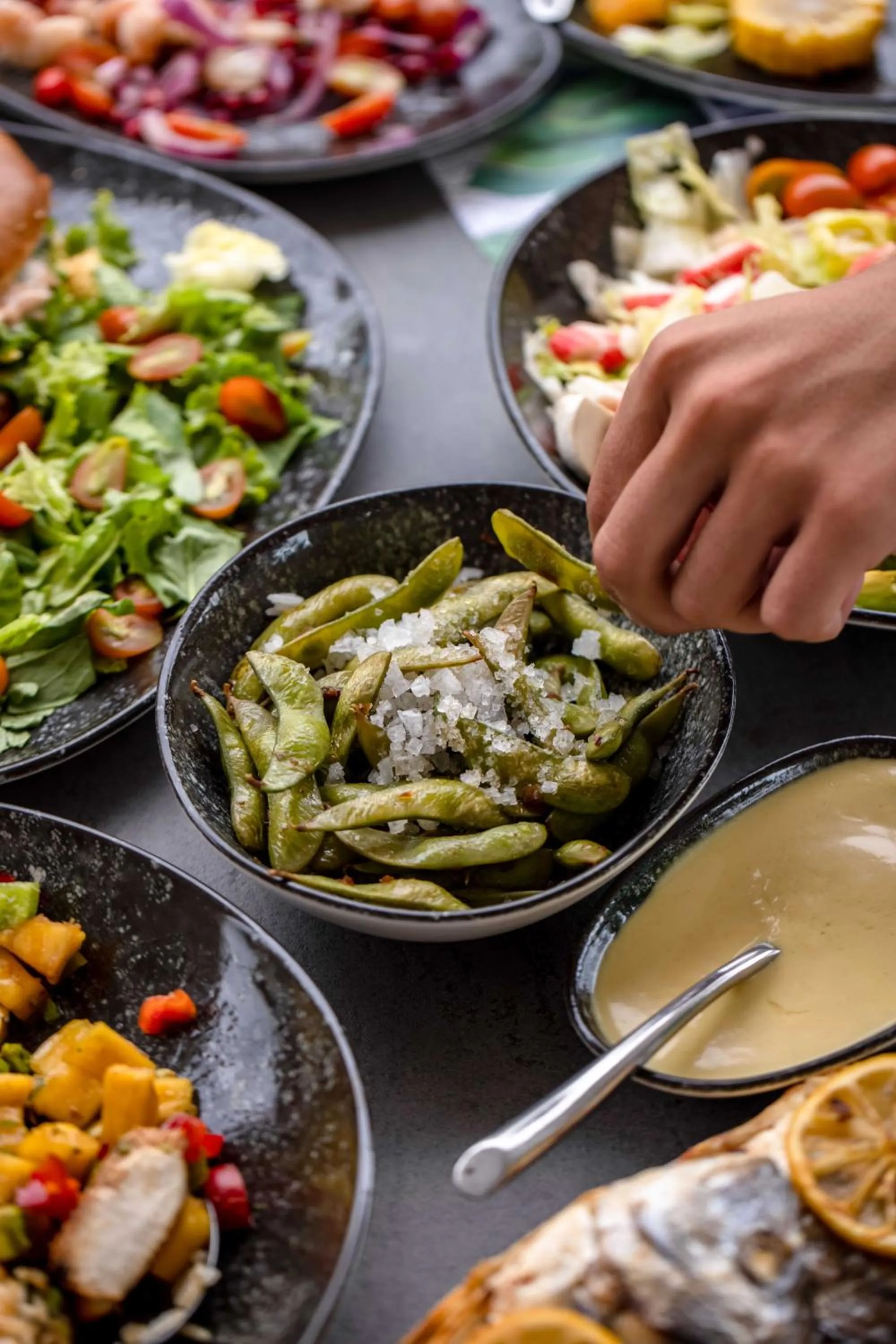 Restaurant/places to eat in WhiteLace Resort