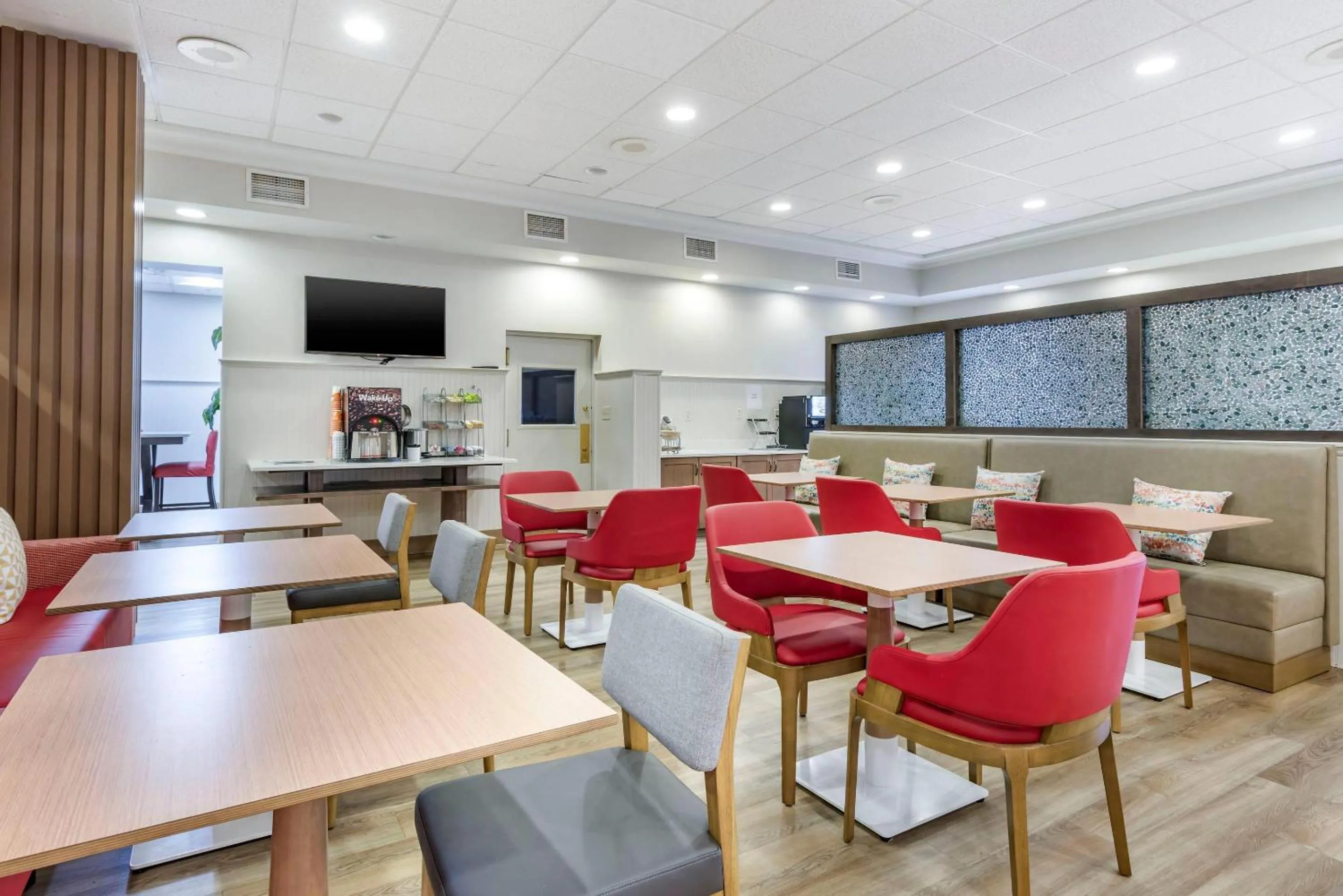 Breakfast in MainStay Suites Ocean City West