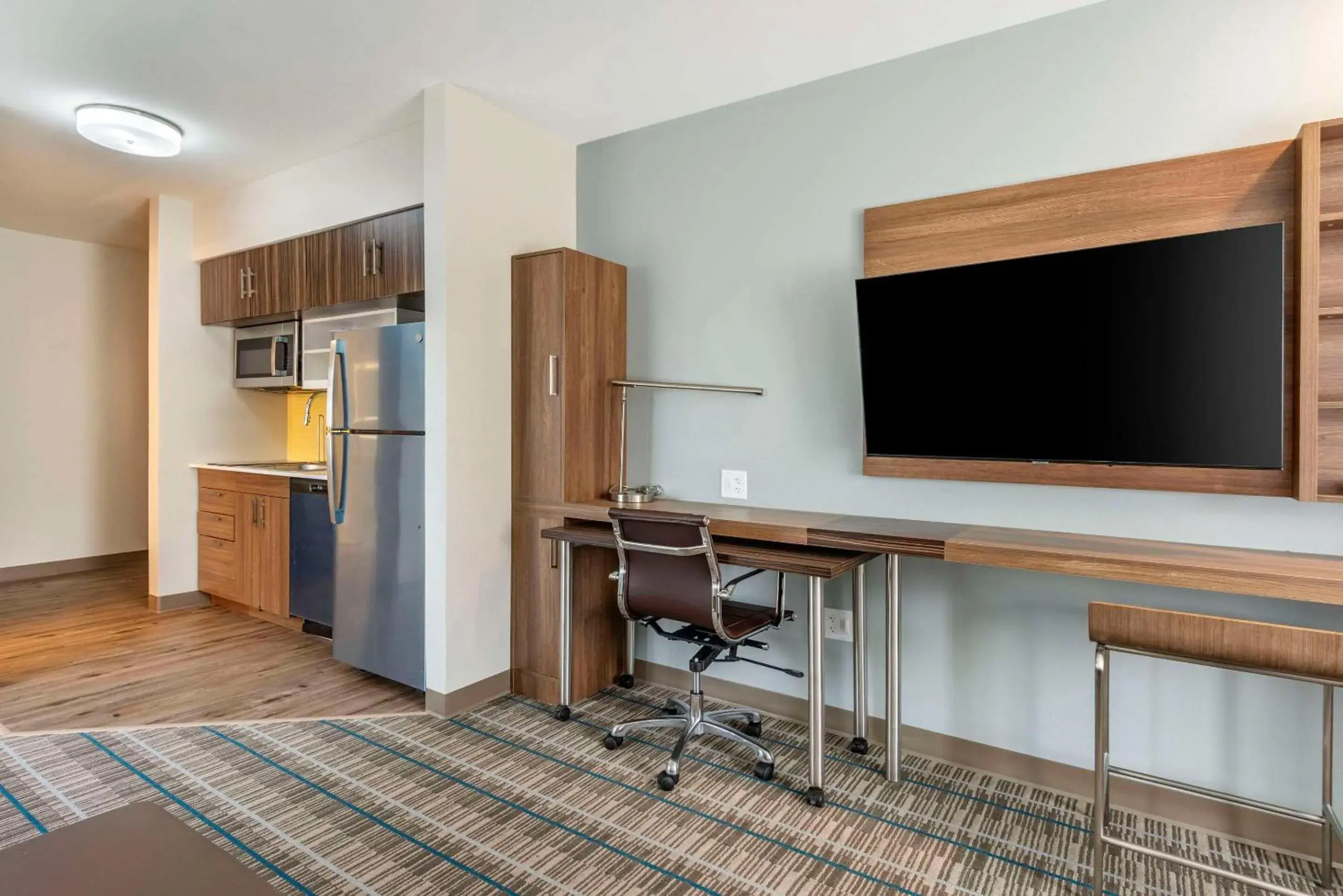 Efficiency One Room Suite with Two Queen Beds and Sofa bed - Disability Access/Non Smoking in MainStay Suites Ocean City West Efficiency One Room Suite with Two Queen Beds and Sofa bed - Disability Access/Non Smoking in MainStay Suites Ocean City West