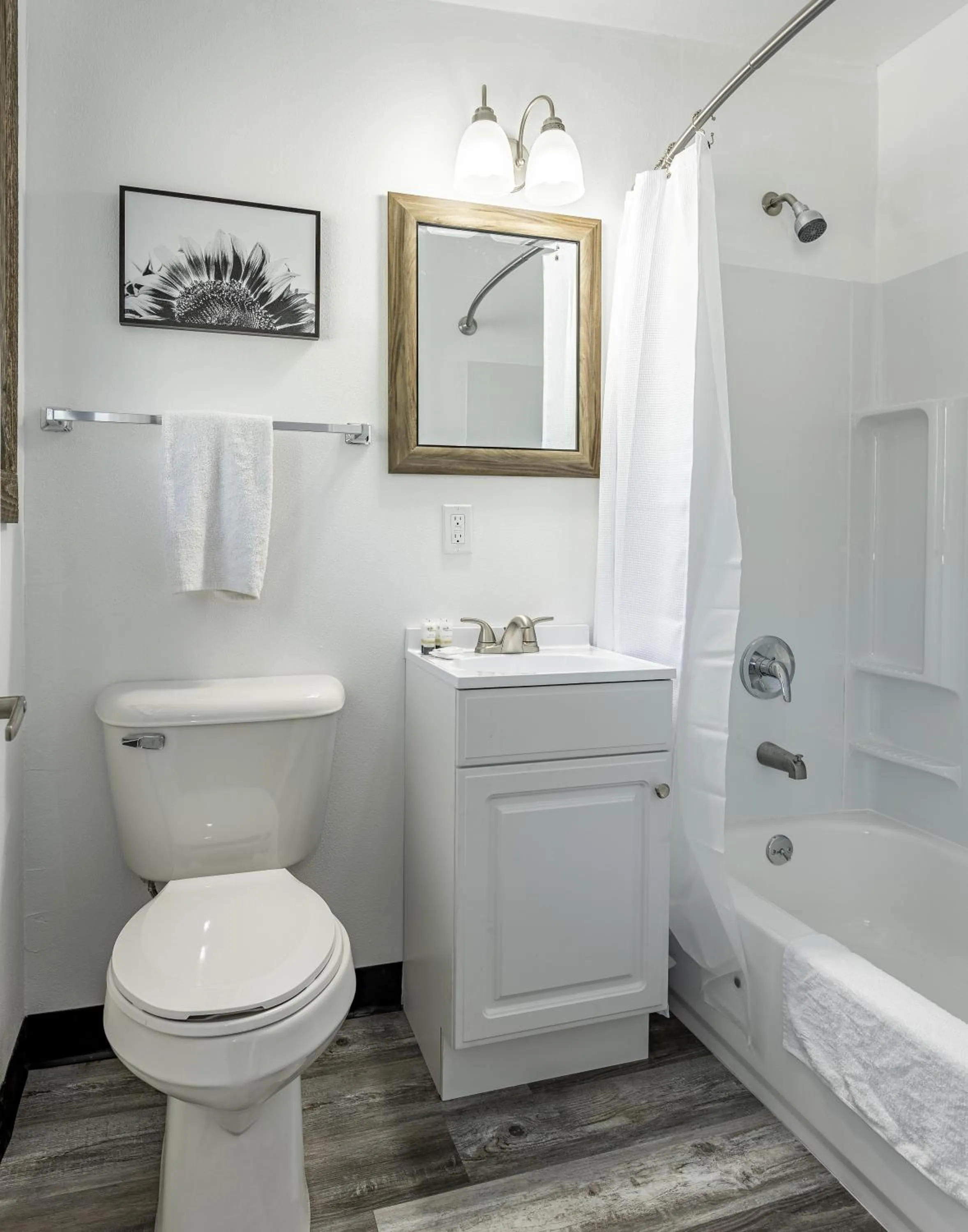Bathroom in Copperhead Lodge