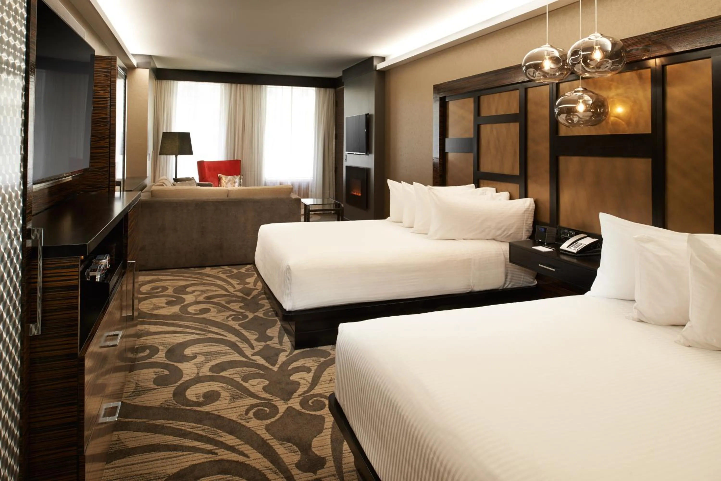 TV and multimedia, Bed in Metropolitan at The 9, Autograph Collection