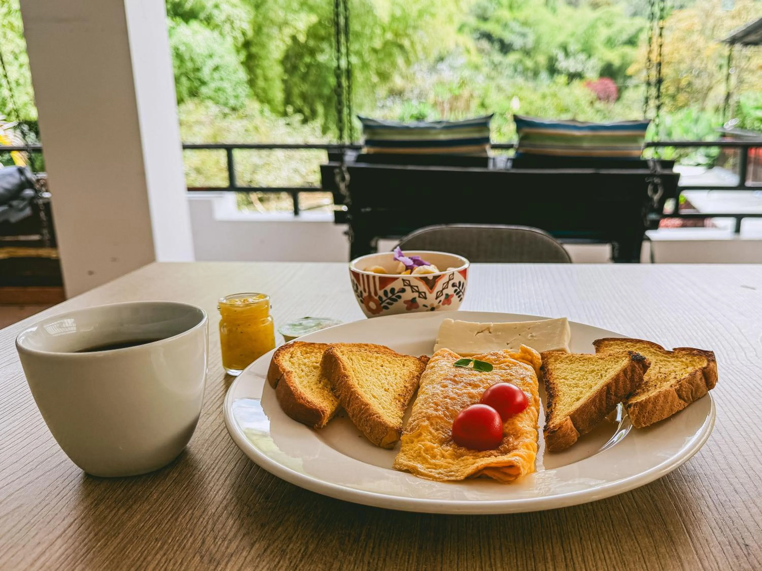 Breakfast in Tierra Maravilla