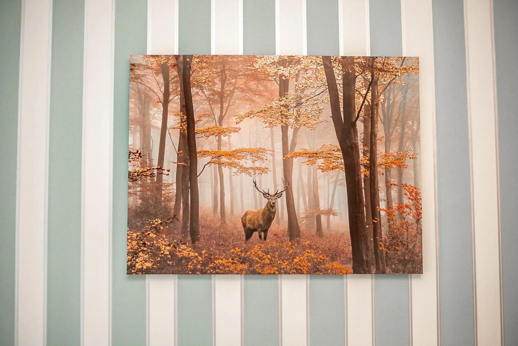 Decorative detail in Trivelles Waterhall Country Gatwick Hotel & airport parking