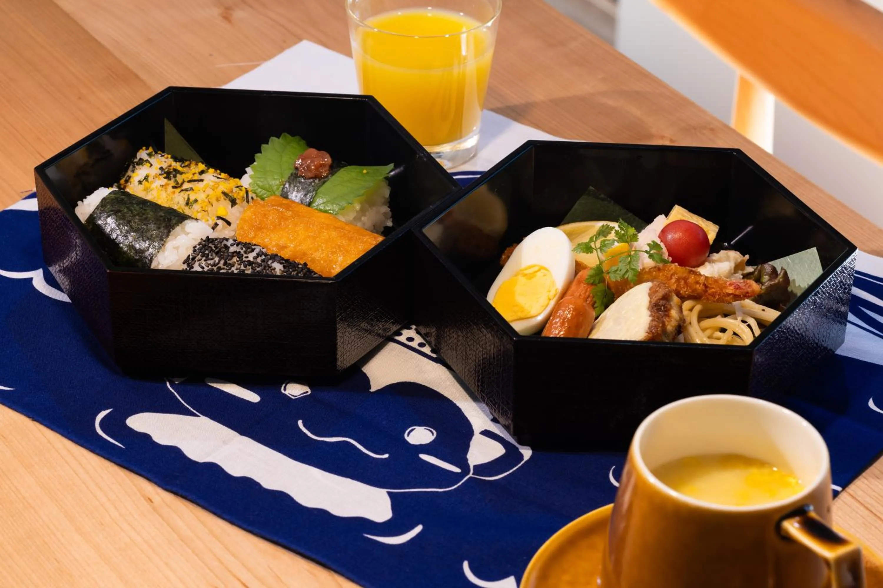 Food and drinks in Hotarutei Villas