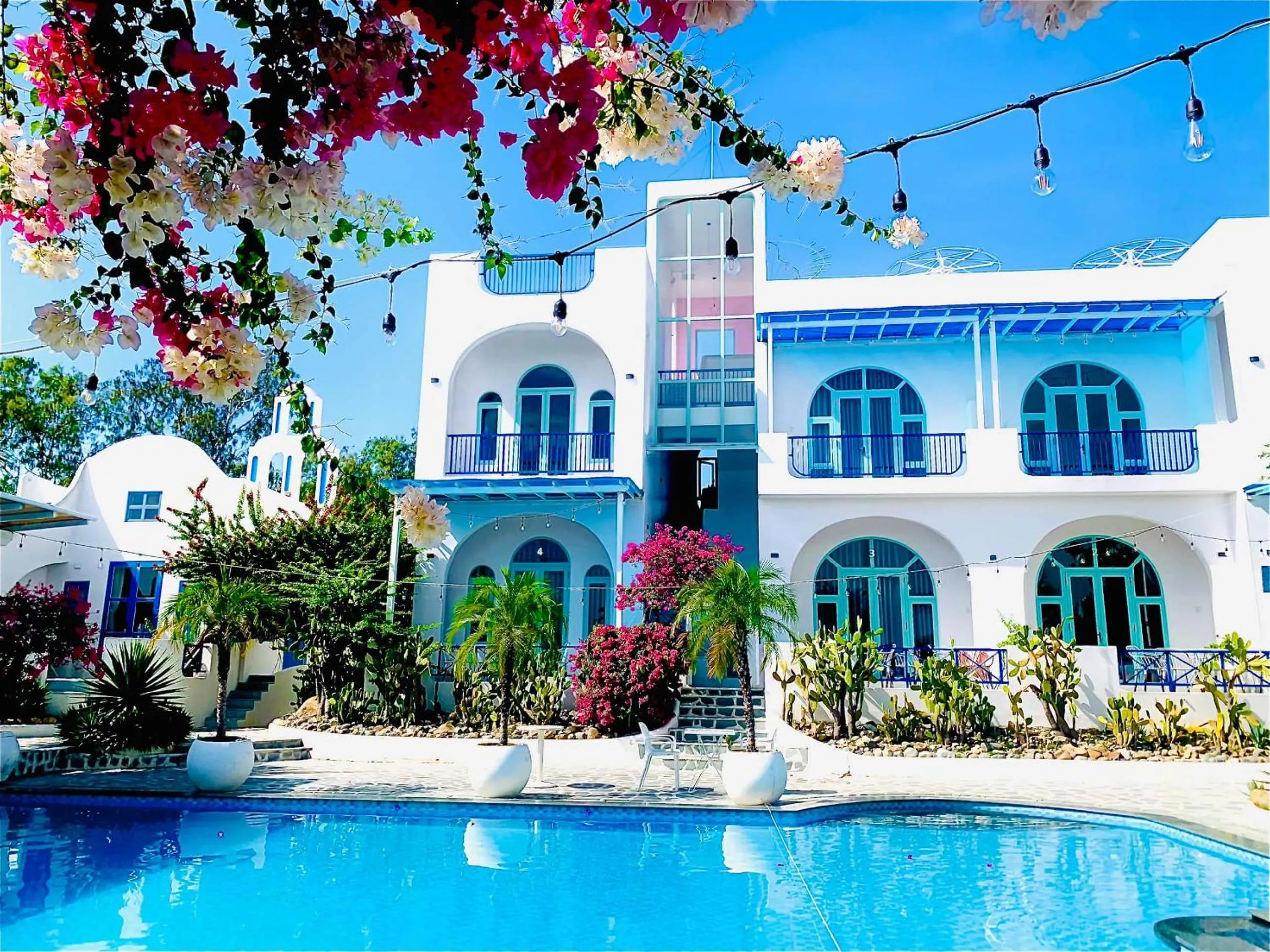 Property building in Santorini Villa Cam Ranh