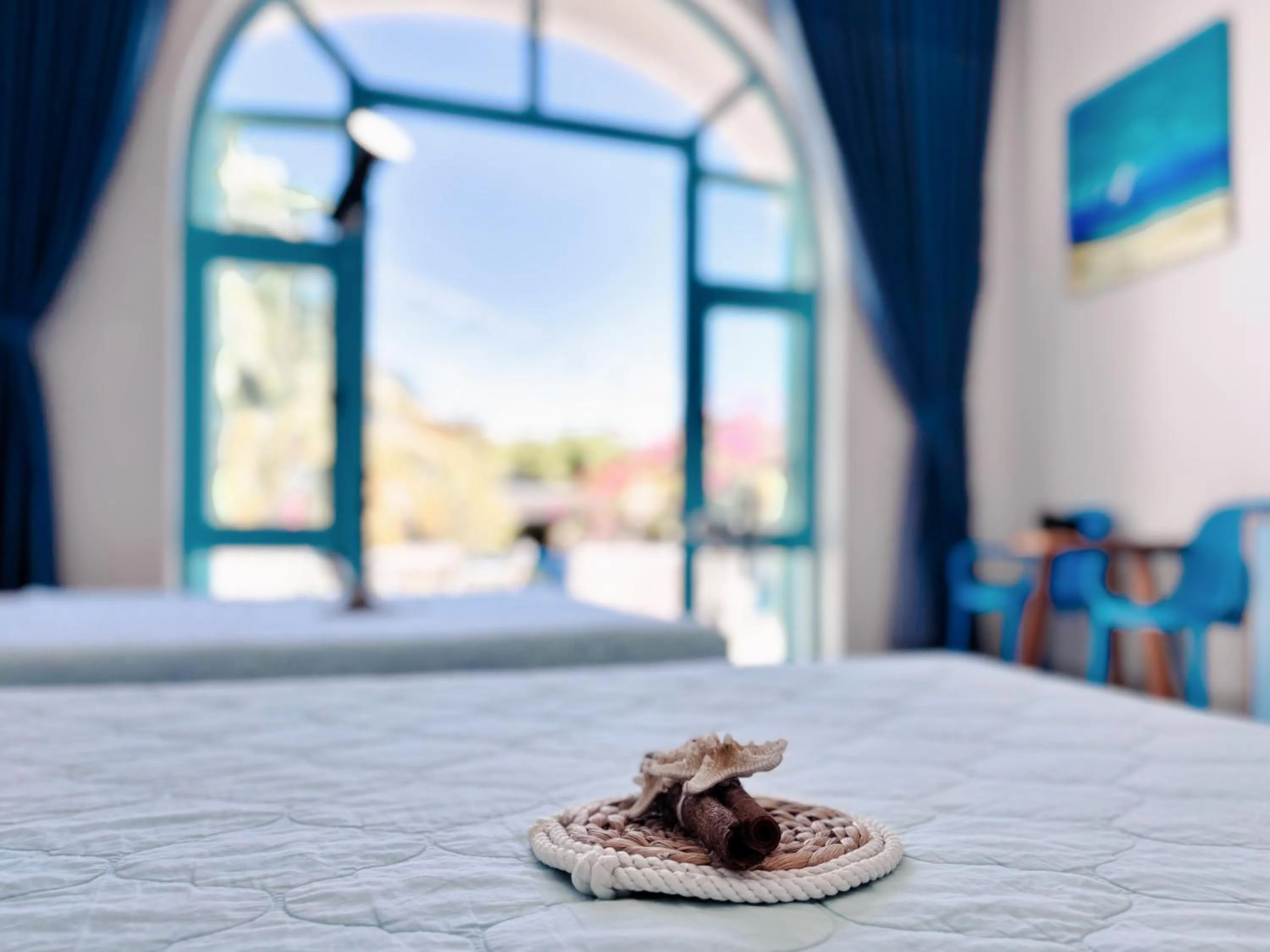 Bed in Santorini Villa Cam Ranh