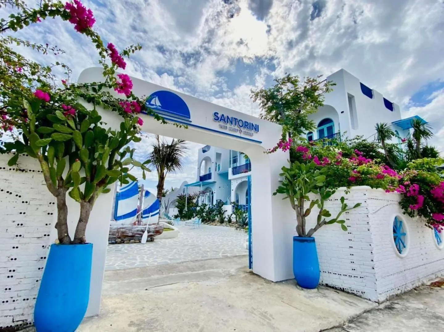 Property building in Santorini Villa Cam Ranh