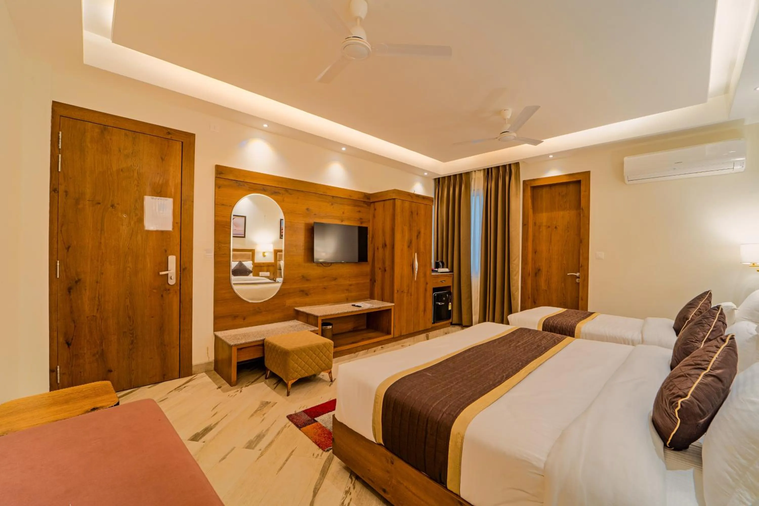 Bed in Hotel The Grand Dewan