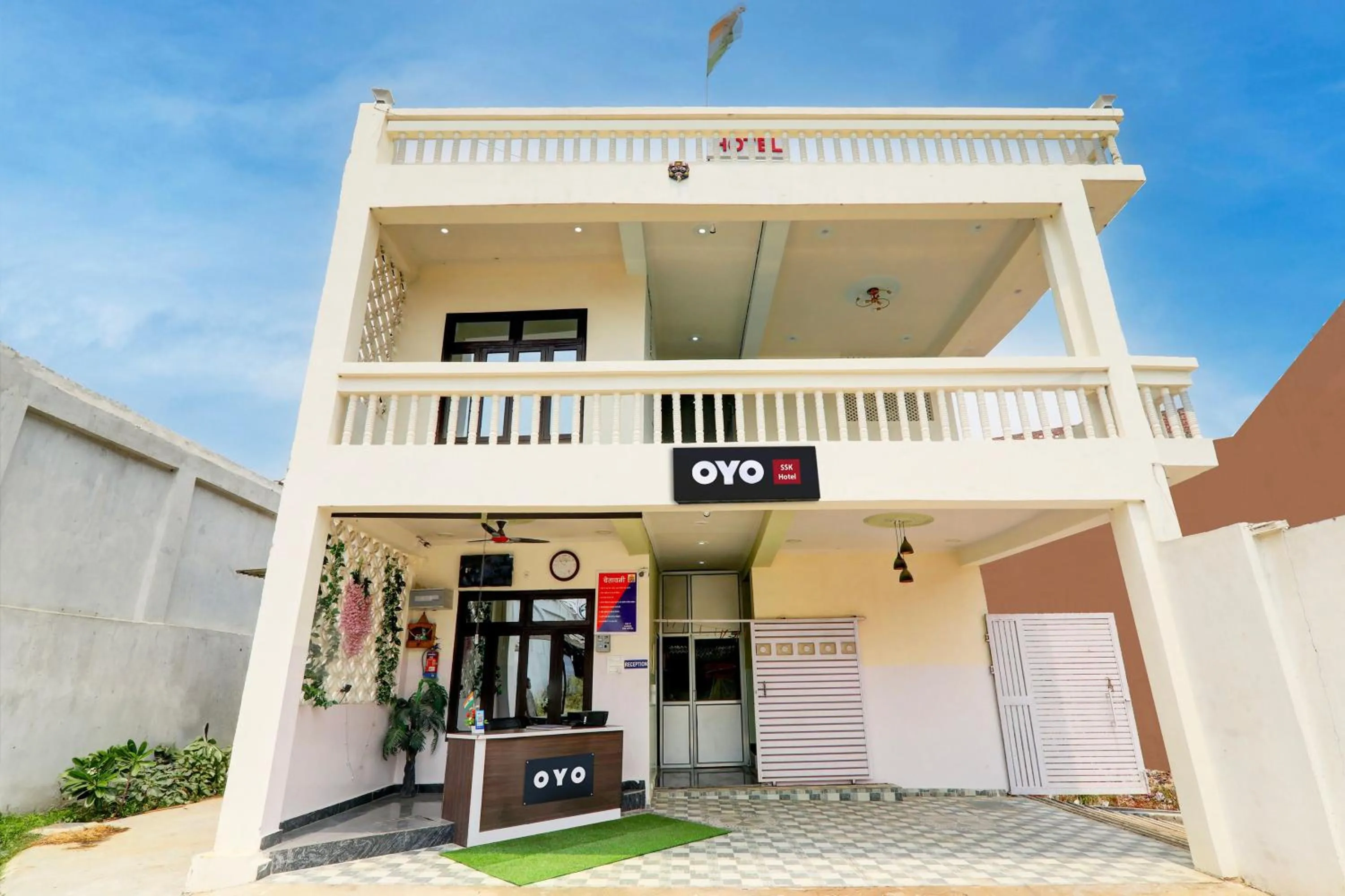 Facade/entrance in Super Hotel O SSK Hotel