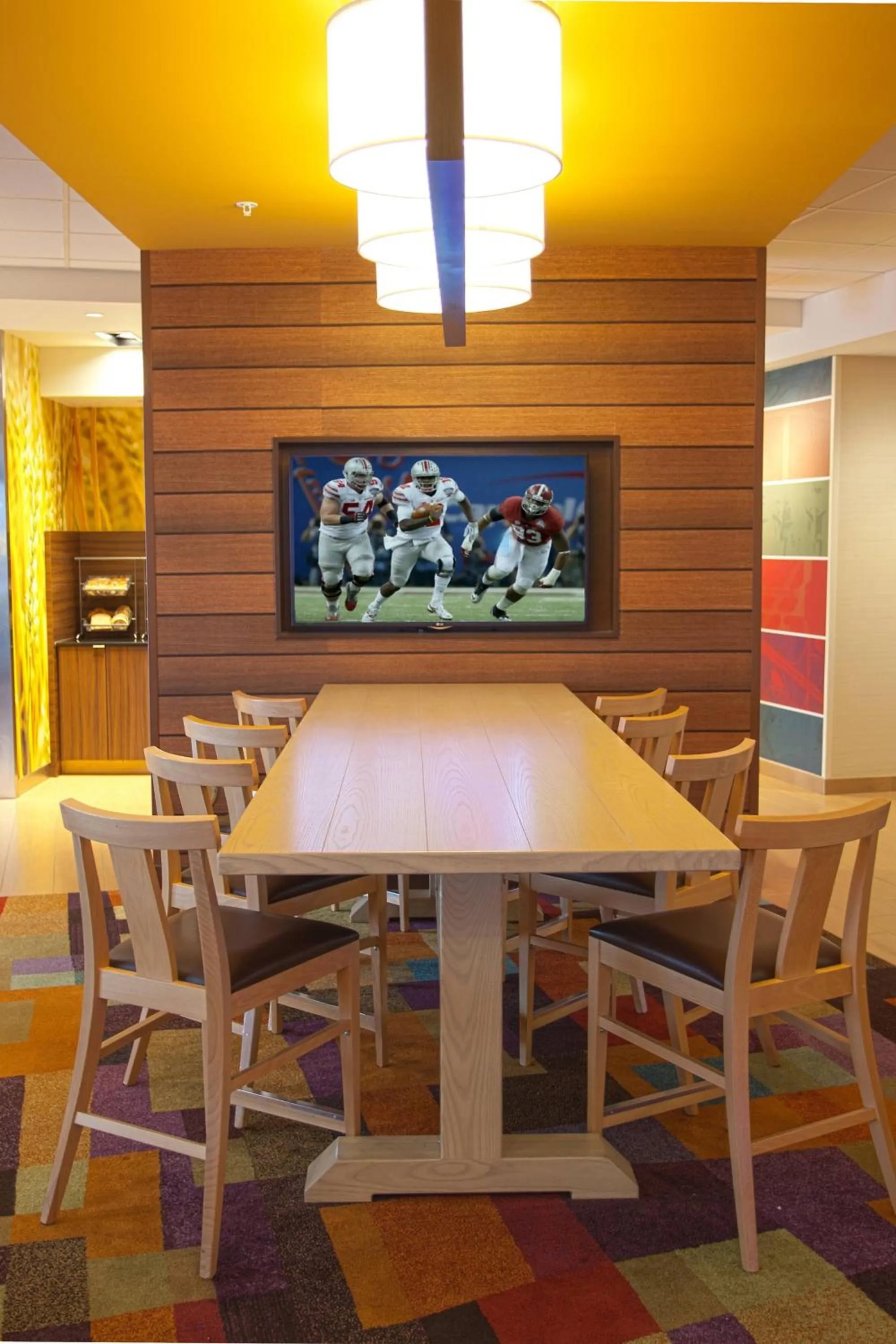 Breakfast in Fairfield Inn & Suites by Marriott Columbus Airport