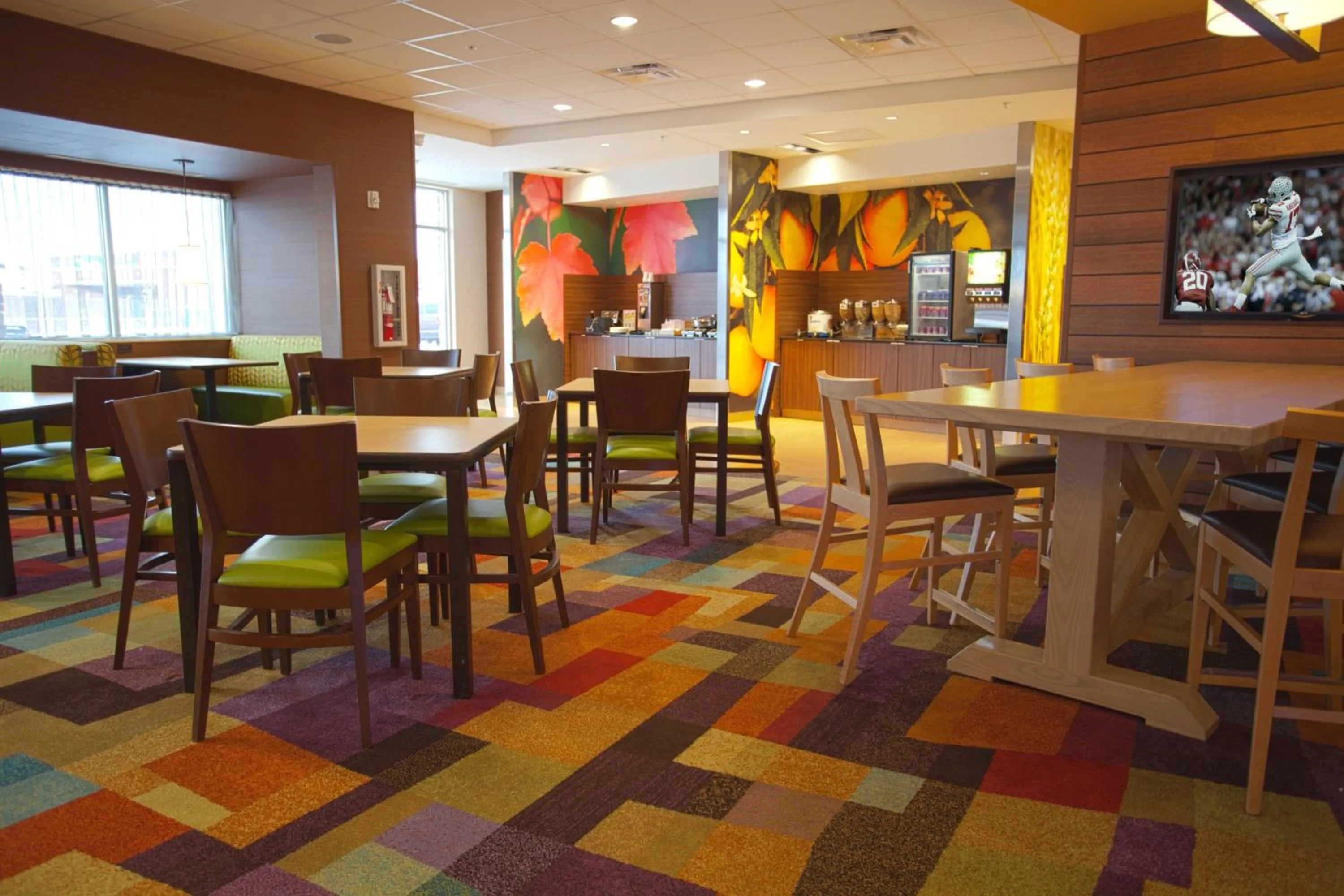 Breakfast in Fairfield Inn & Suites by Marriott Columbus Airport