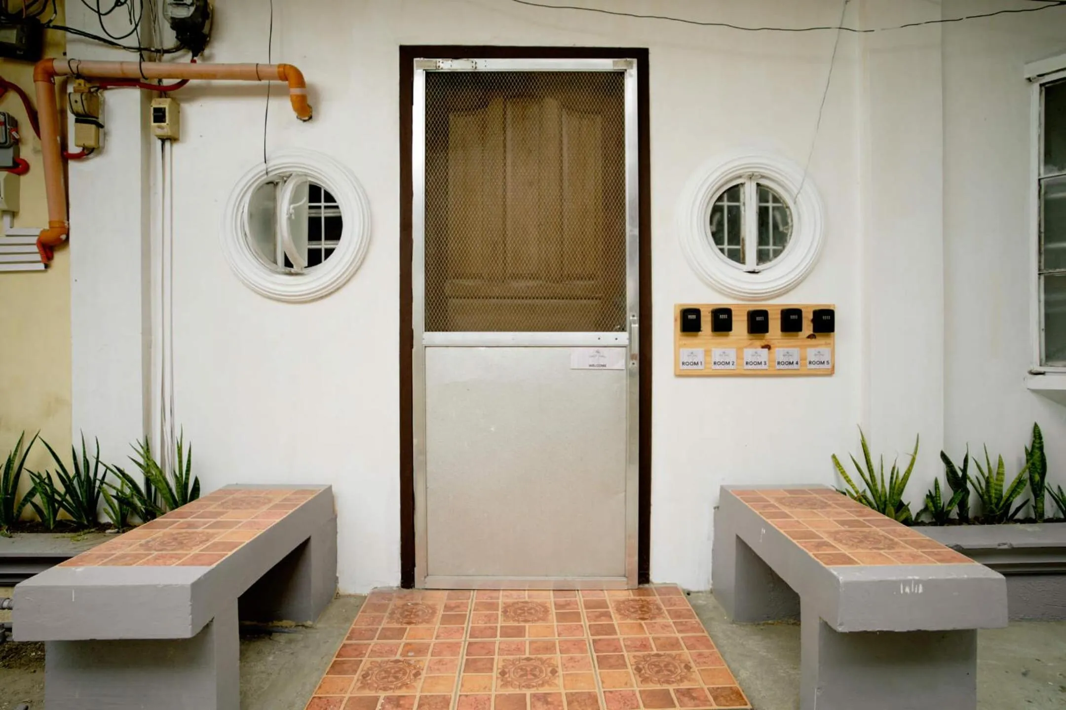 Property building in Pallet Homes - Ledesco