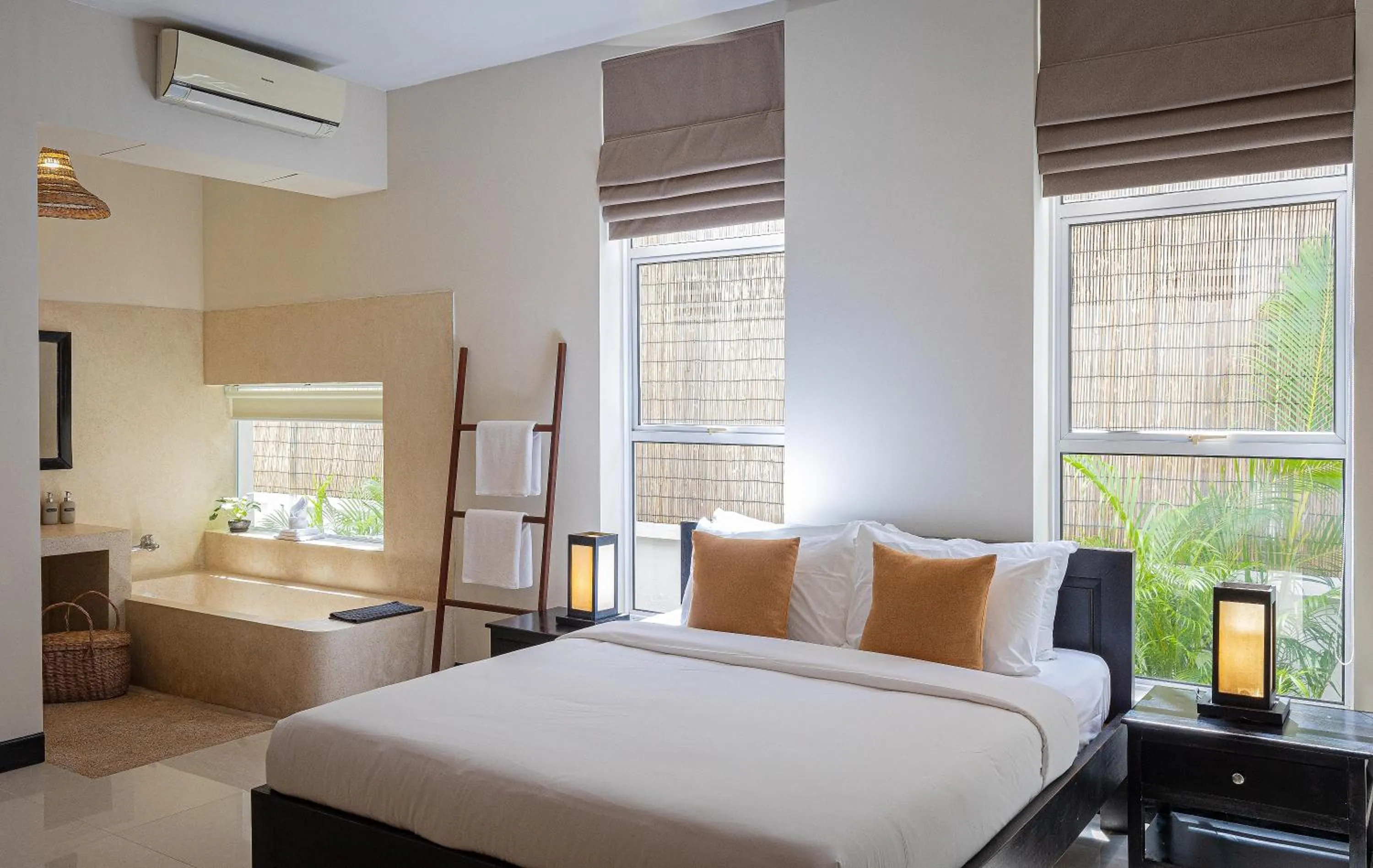 Bed in Babel Boutique