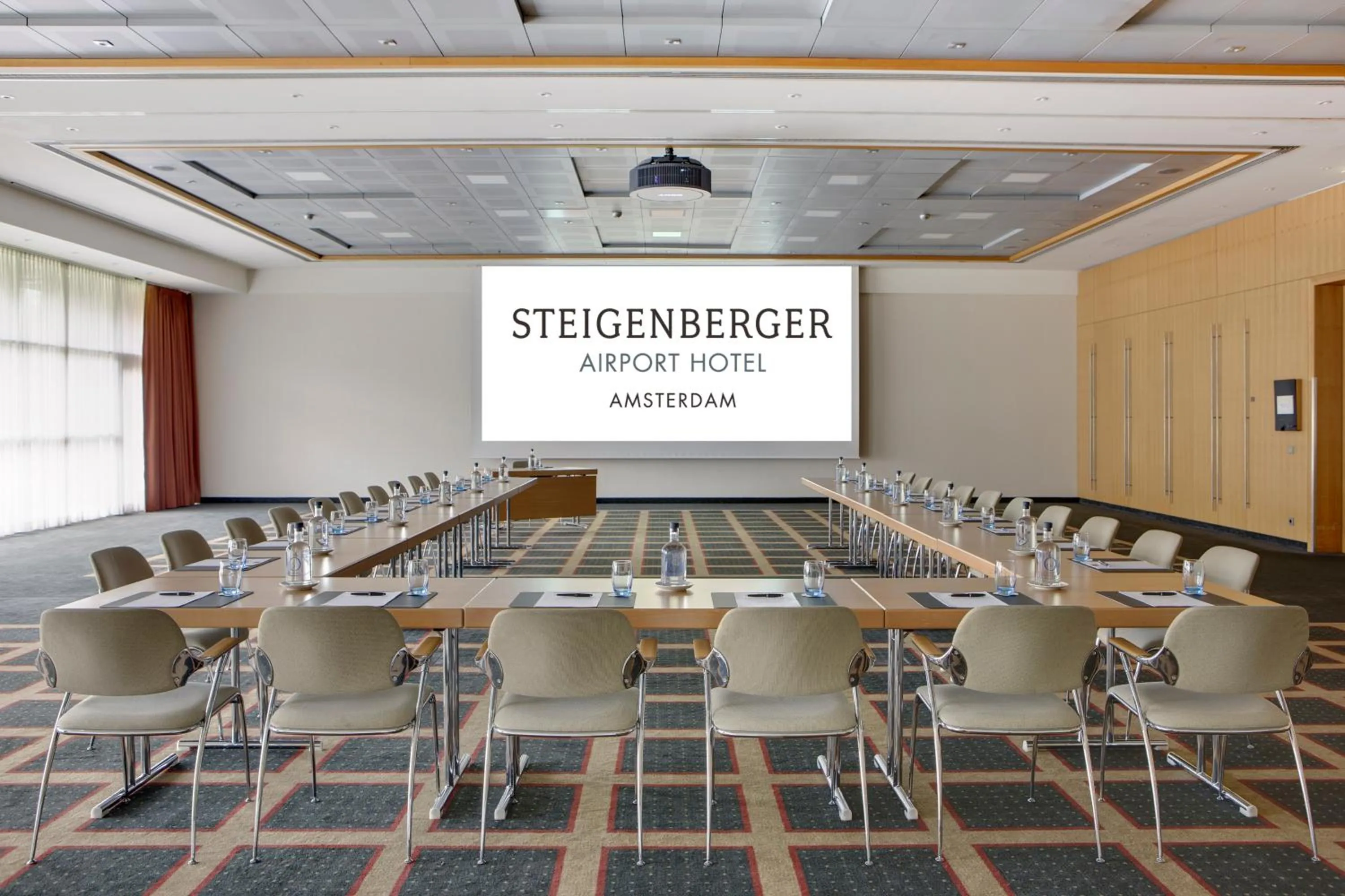 Business facilities in Steigenberger Airport Hotel Amsterdam