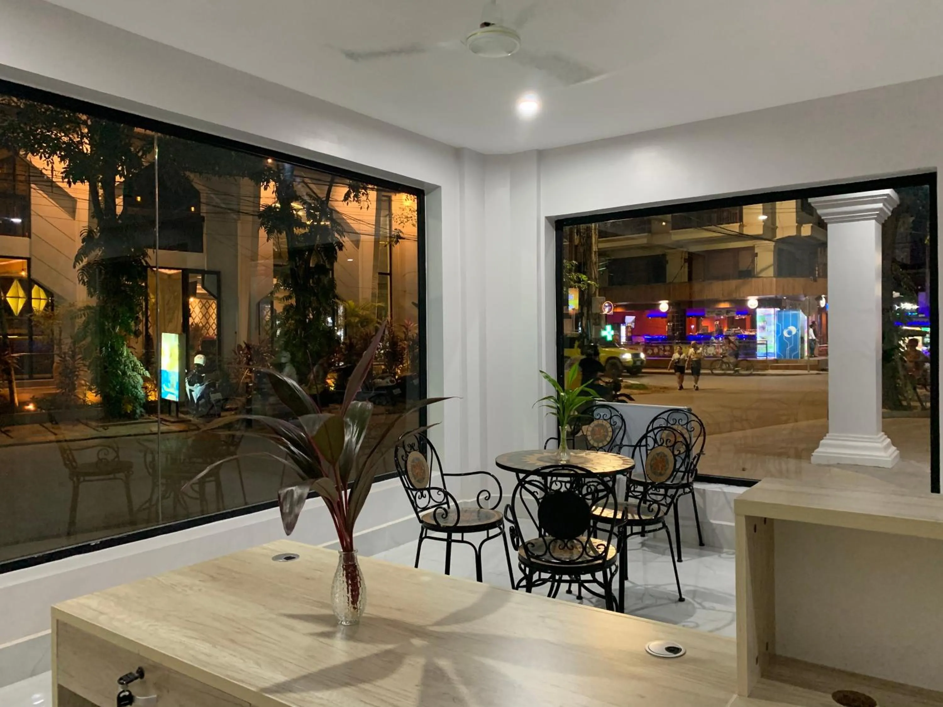 Lobby or reception in Nico’s Hotel and SkyBar